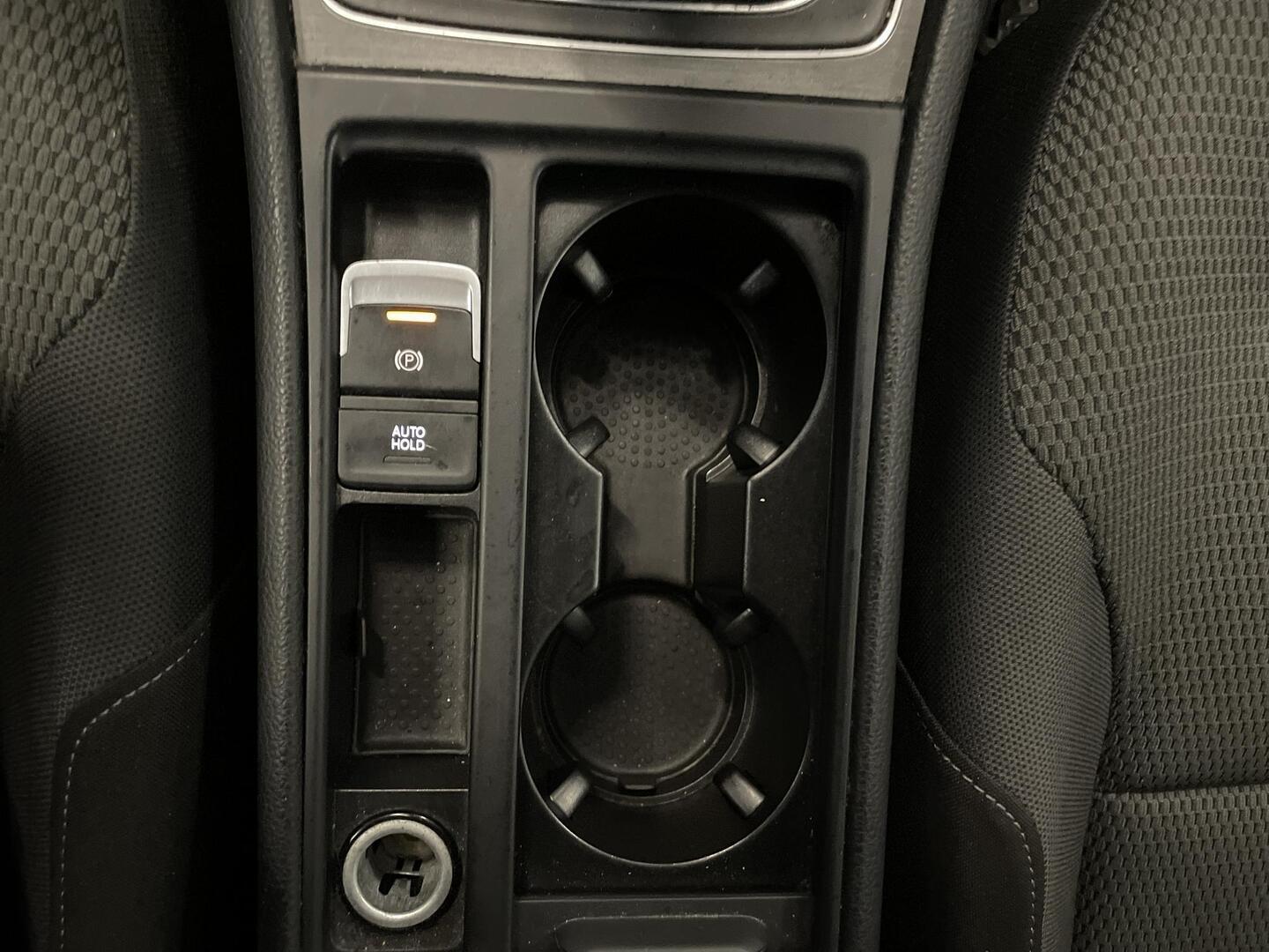 VOLKSWAGEN Golf 2013