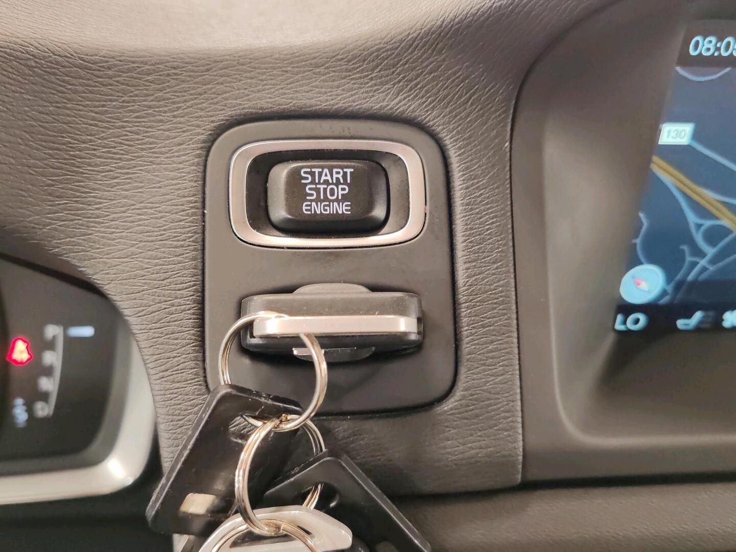 VOLVO XC70 2015