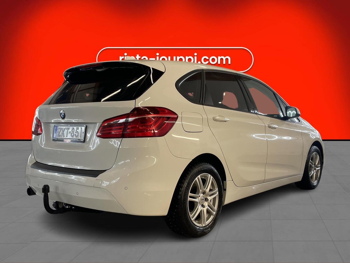 BMW 218 2016