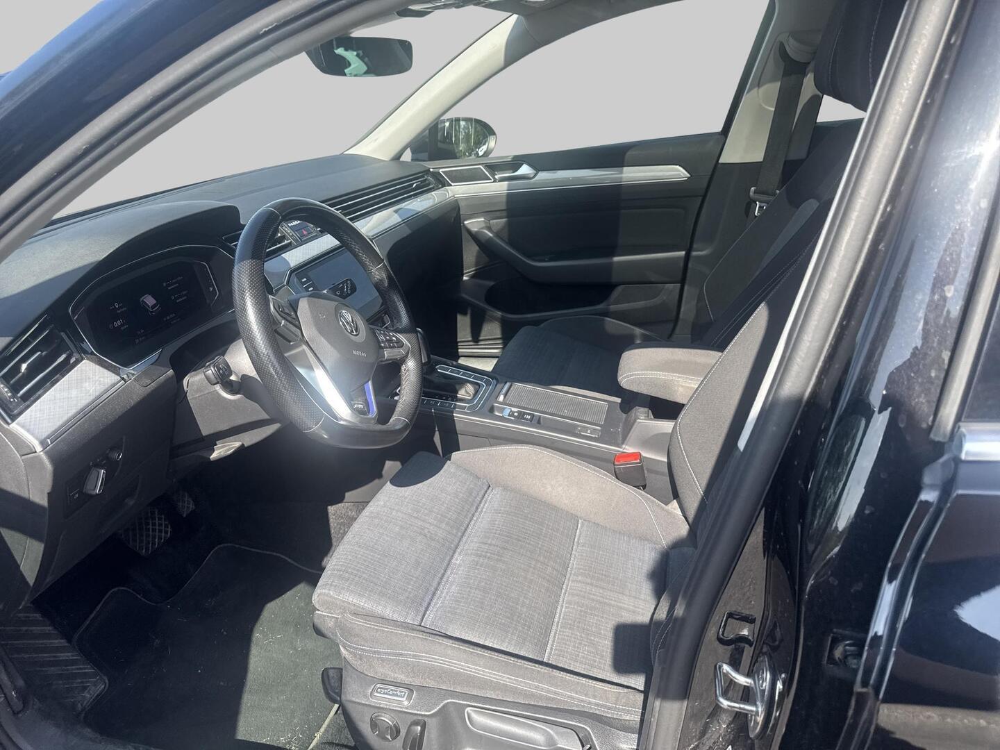 VOLKSWAGEN Passat 2020