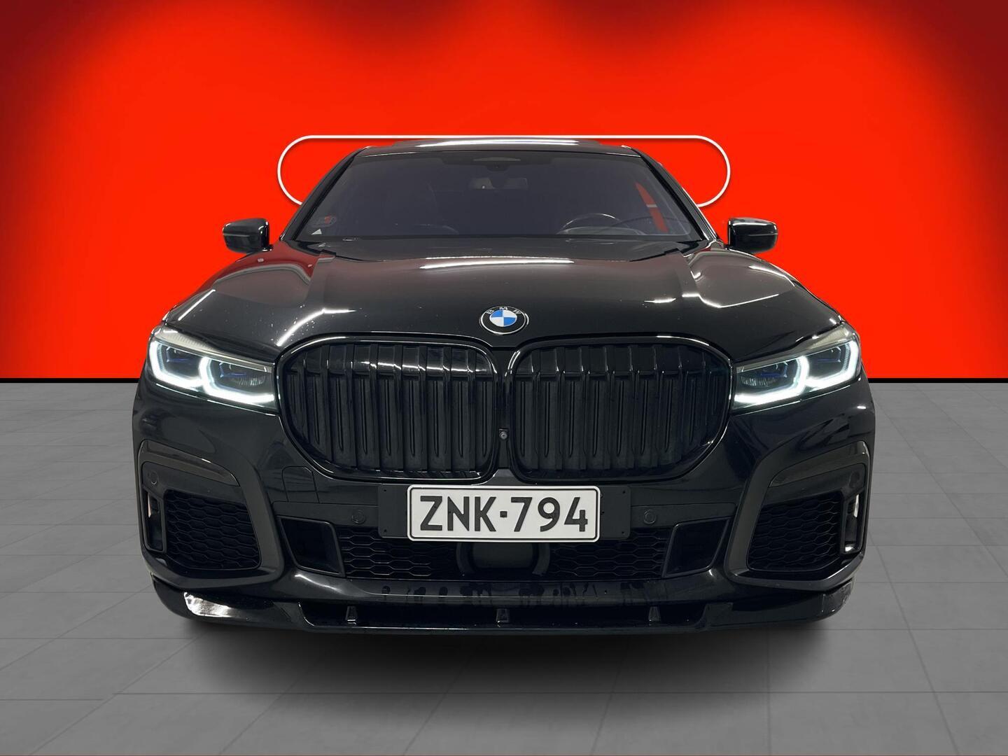 BMW 745 2020