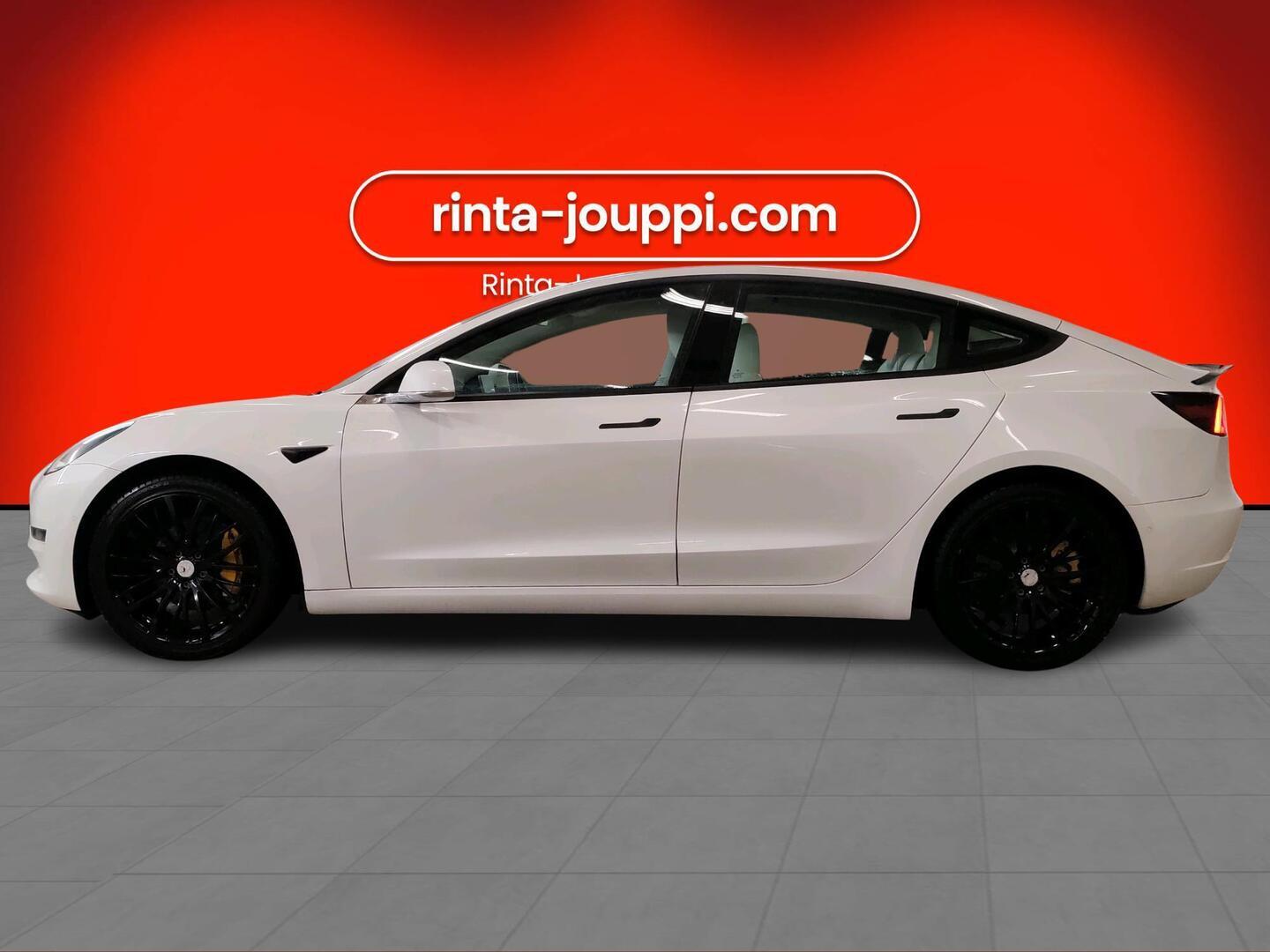 TESLA Model 3 2020