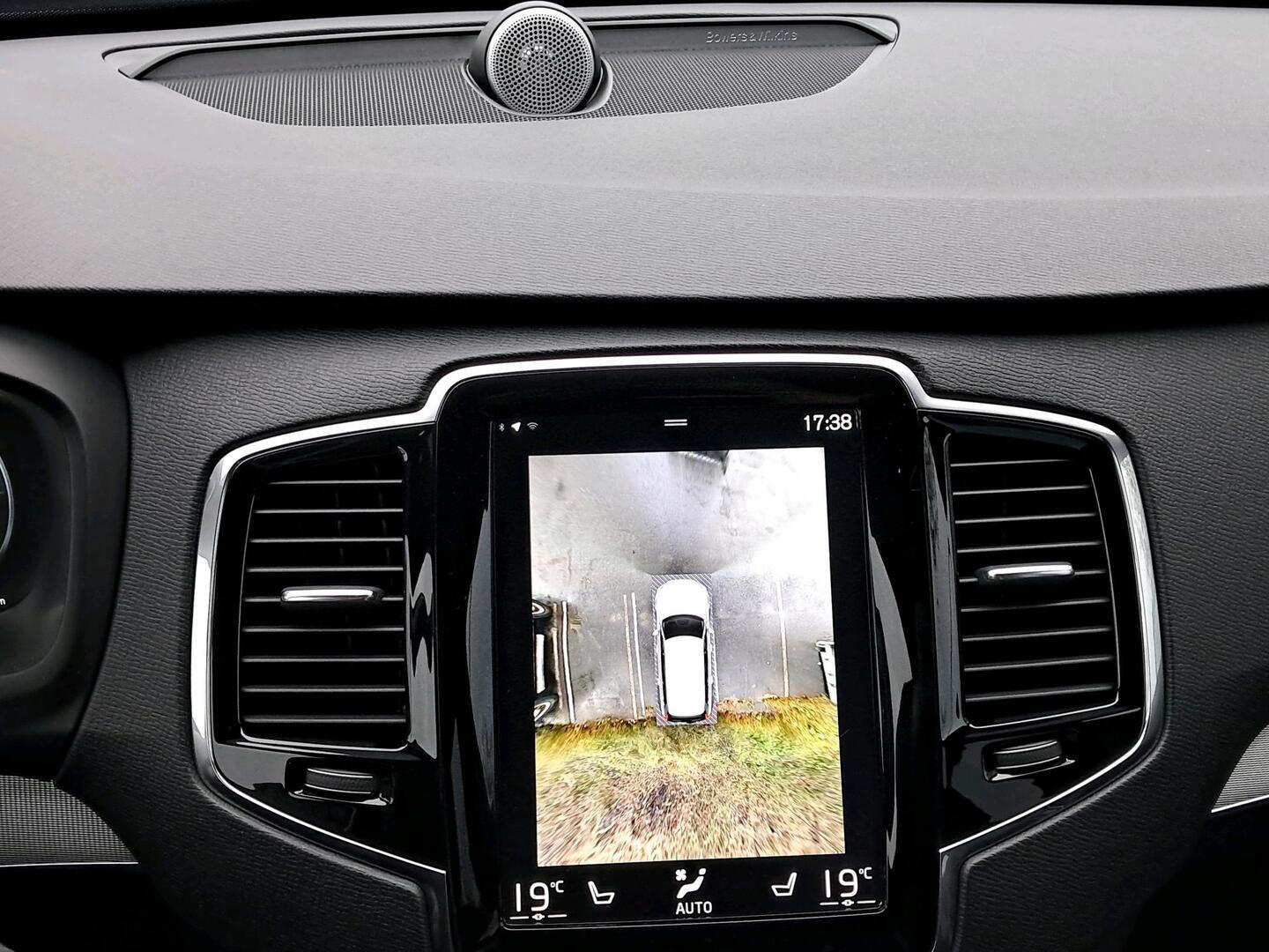 VOLVO XC90 2016