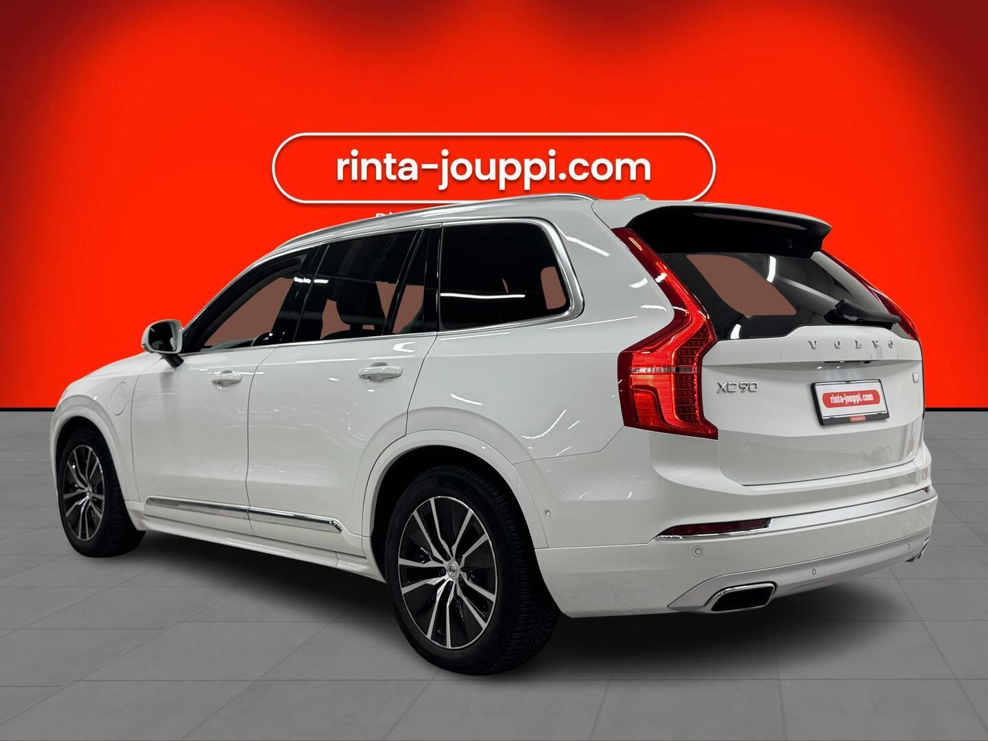 VOLVO XC90 2021