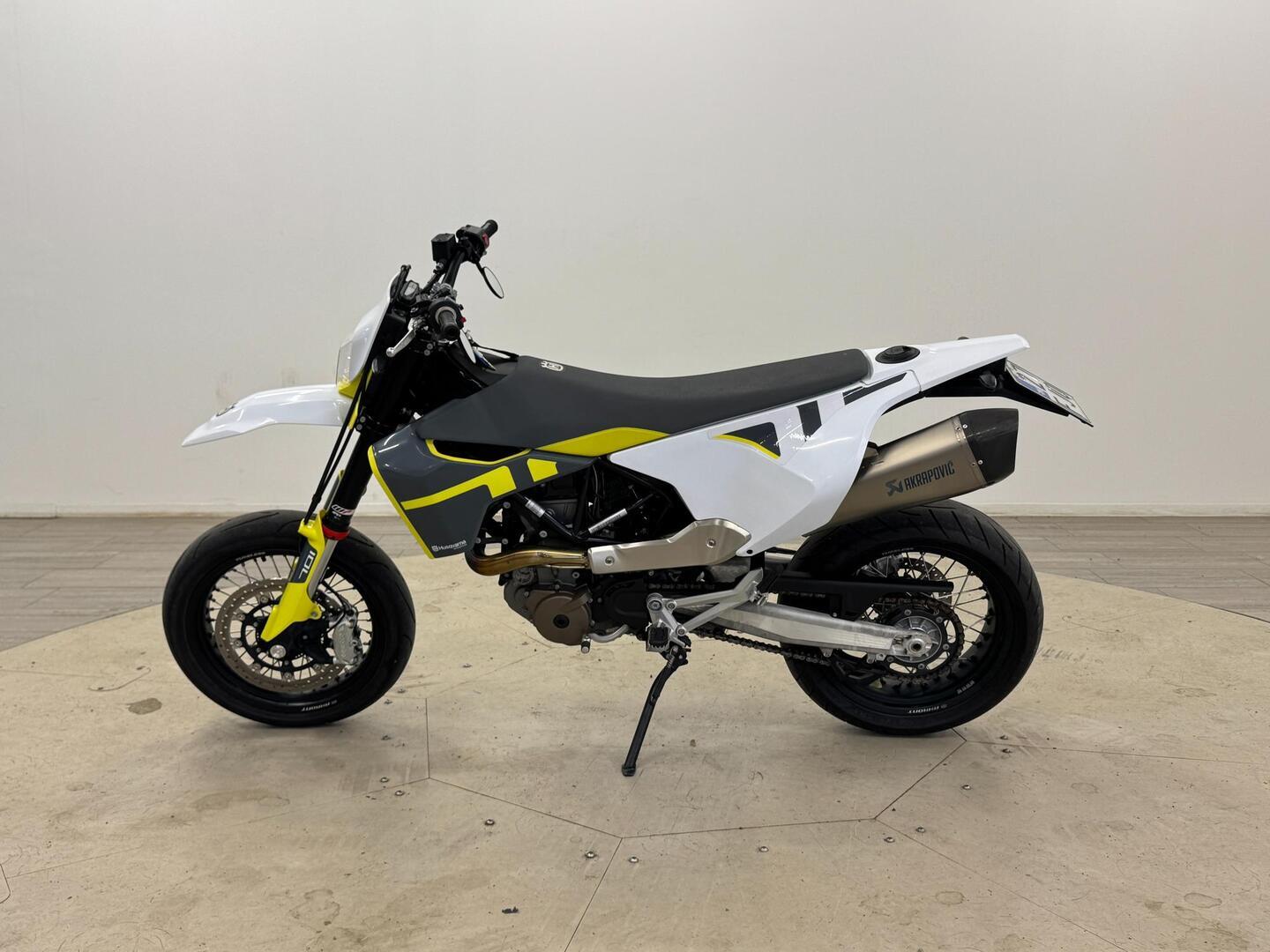 HUSQVARNA 701 2021
