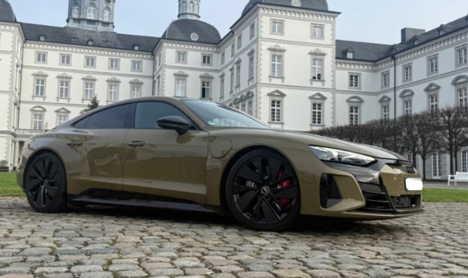 AUDI E-TRON GT RS 2022