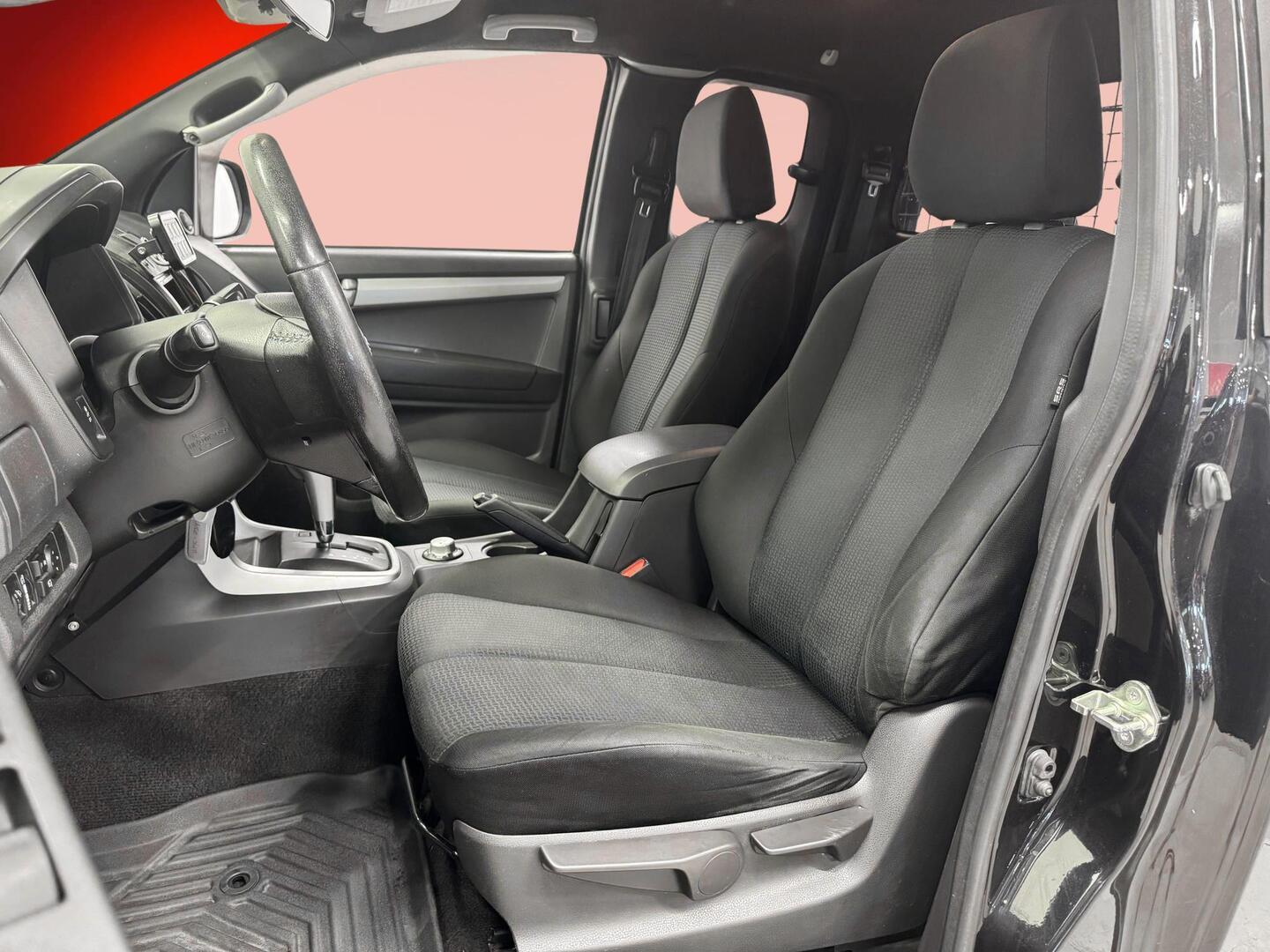 ISUZU D-Max 2014