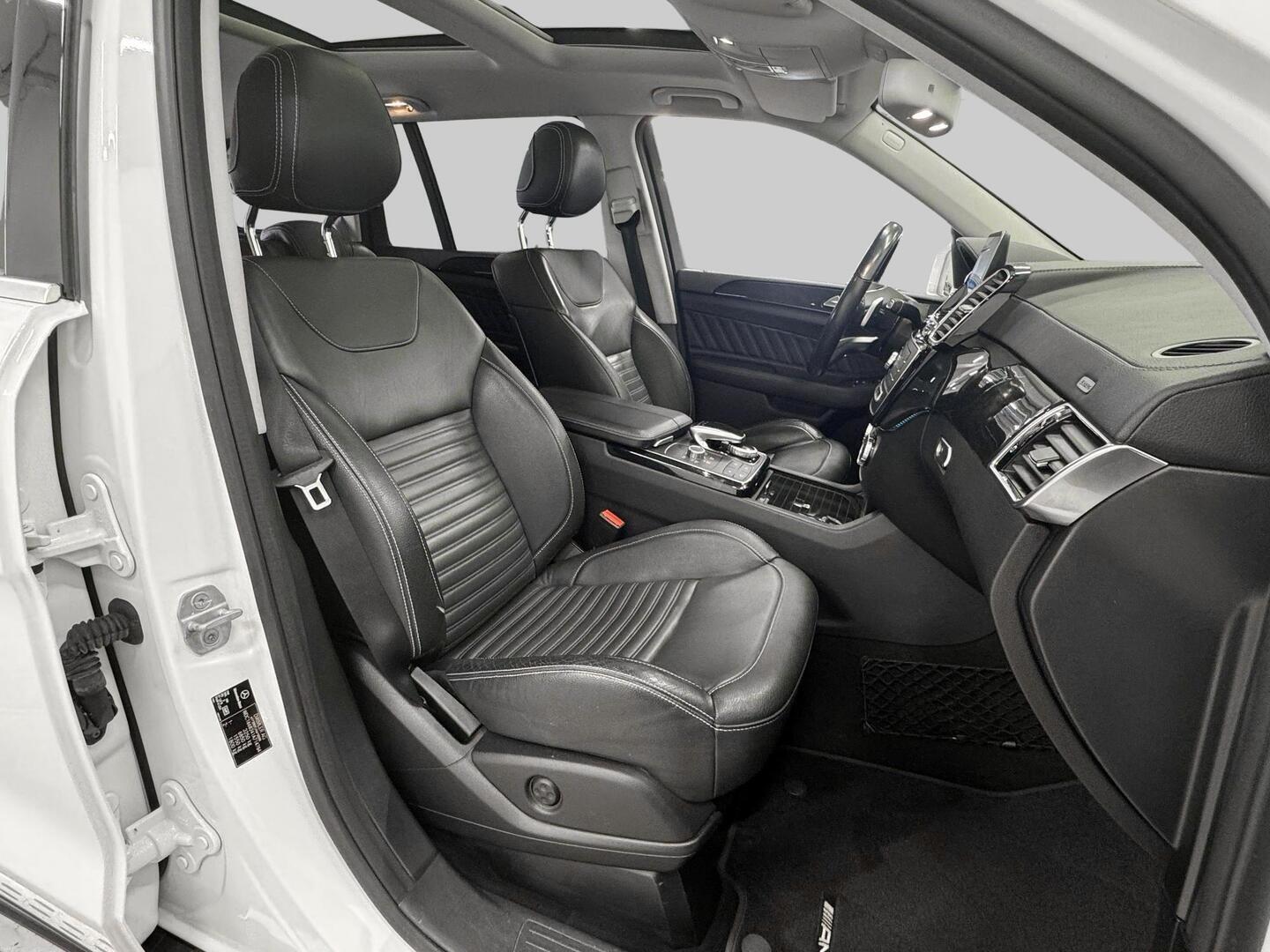 MERCEDES-BENZ GLS 2016