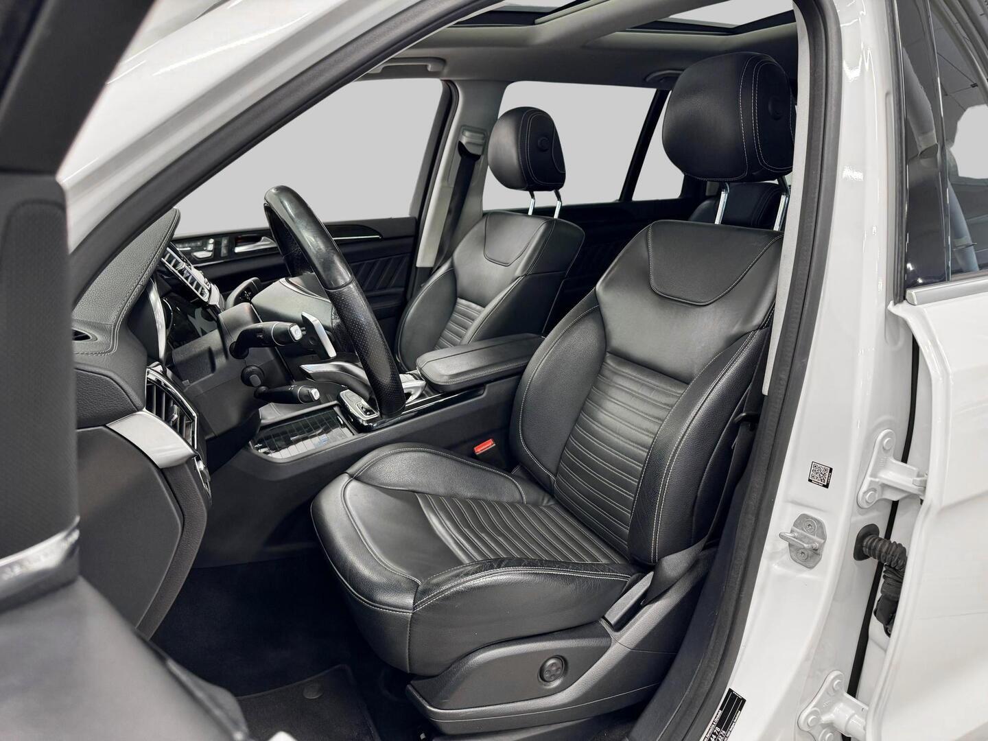 MERCEDES-BENZ GLS 2016
