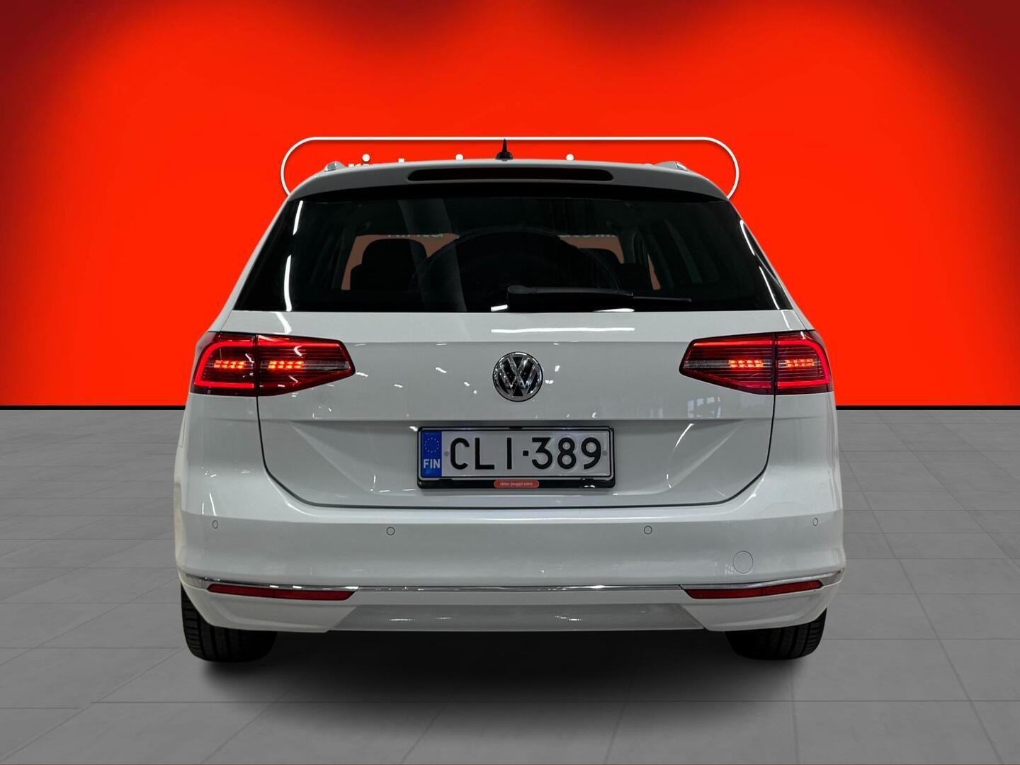 VOLKSWAGEN Passat 2017