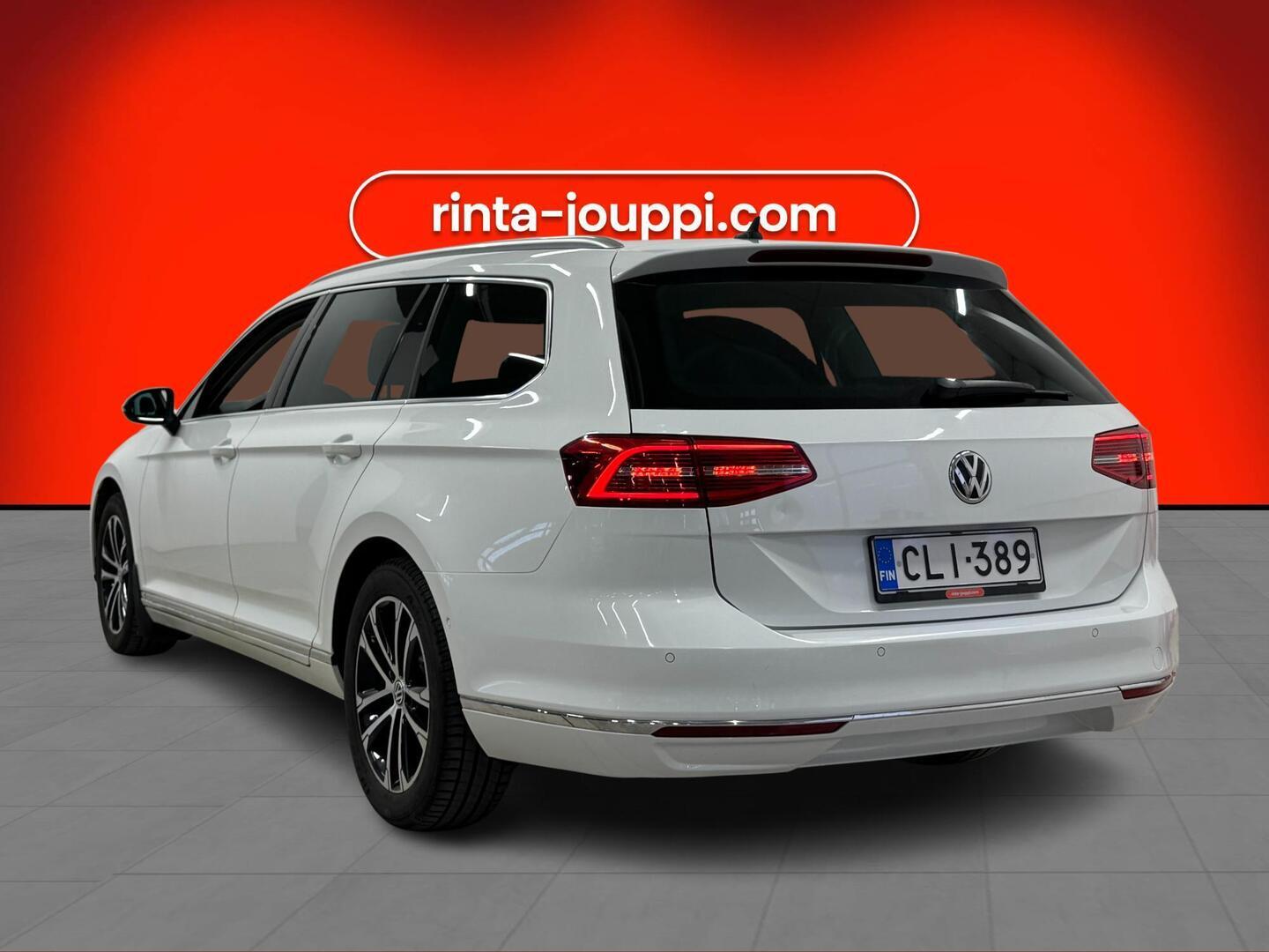 VOLKSWAGEN Passat 2017