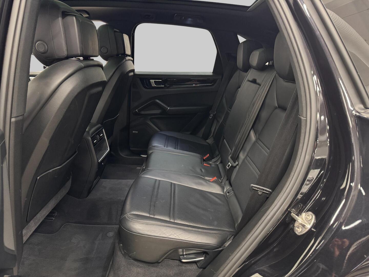 PORSCHE Cayenne 2020