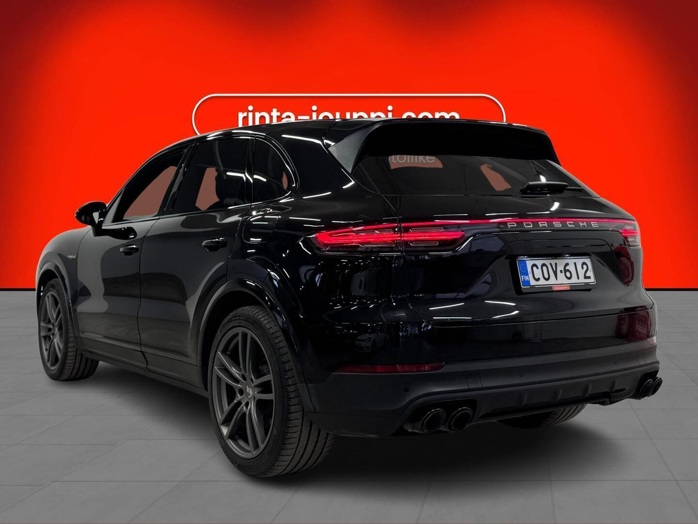 PORSCHE CAYENNE 2020