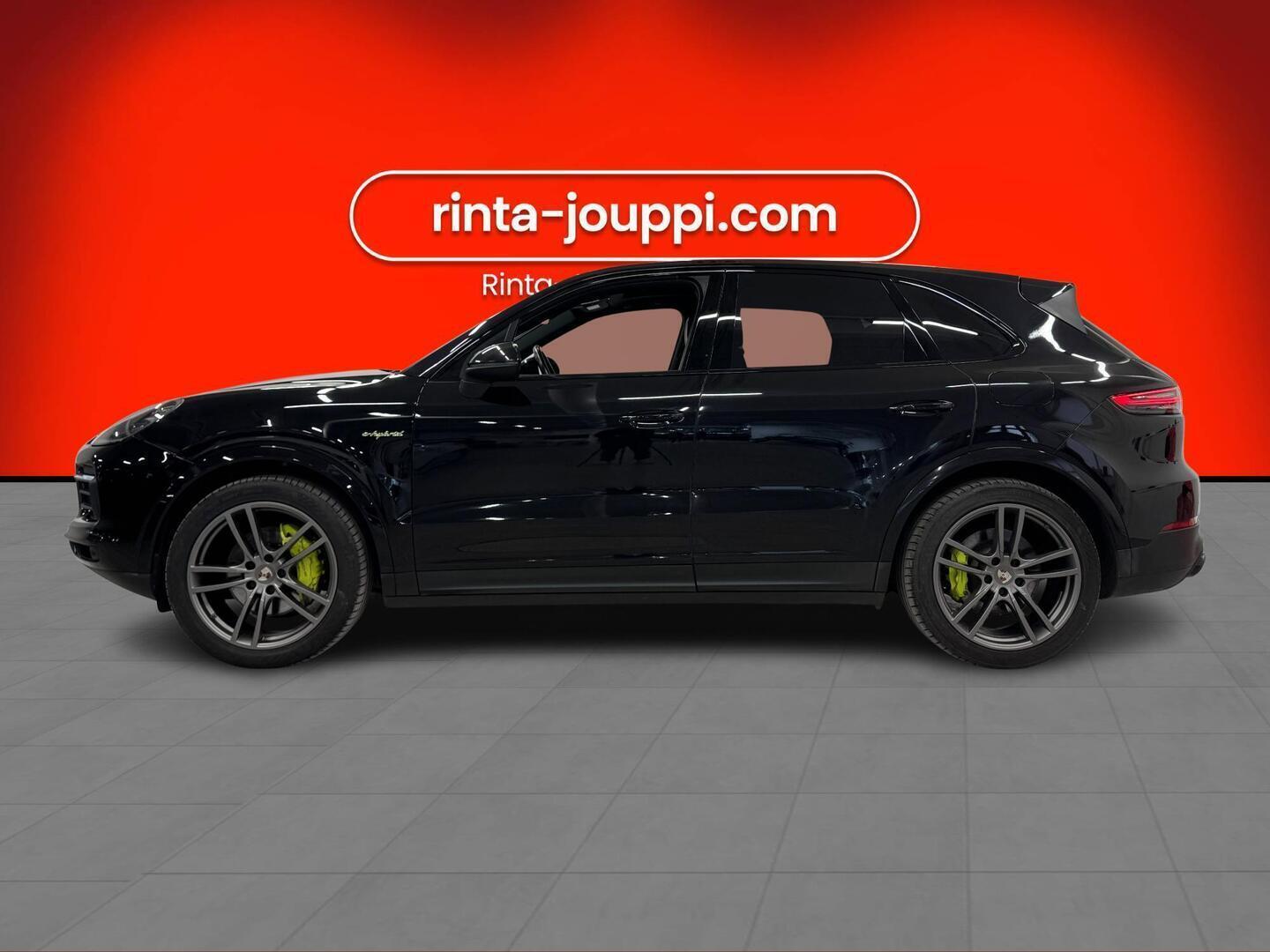 PORSCHE CAYENNE 2020