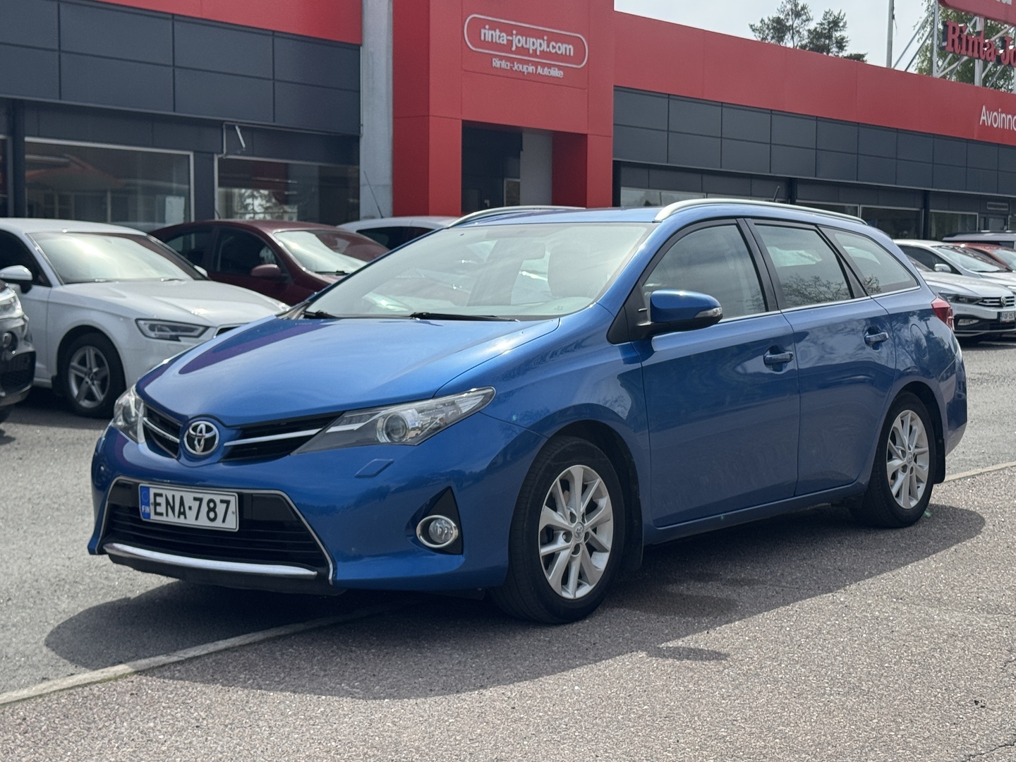 TOYOTA Auris 2014