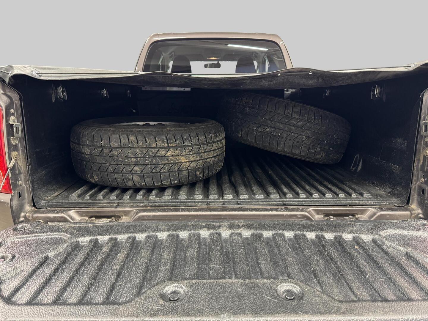 MITSUBISHI L200 2016