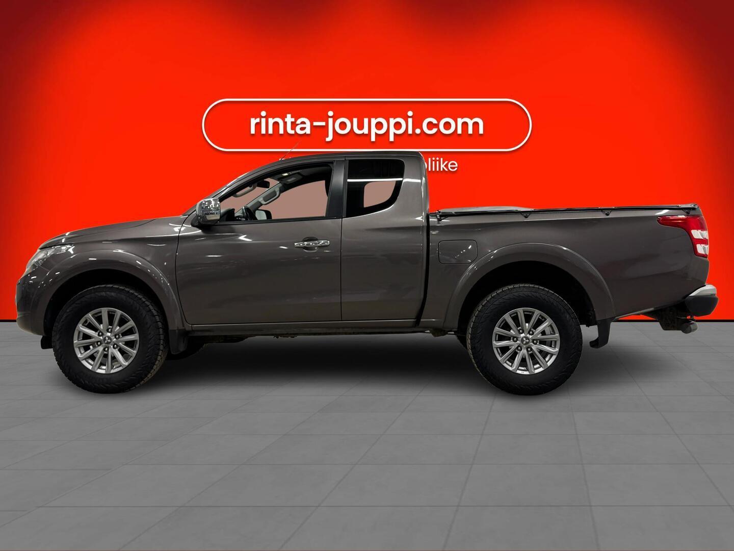 MITSUBISHI L200 2016