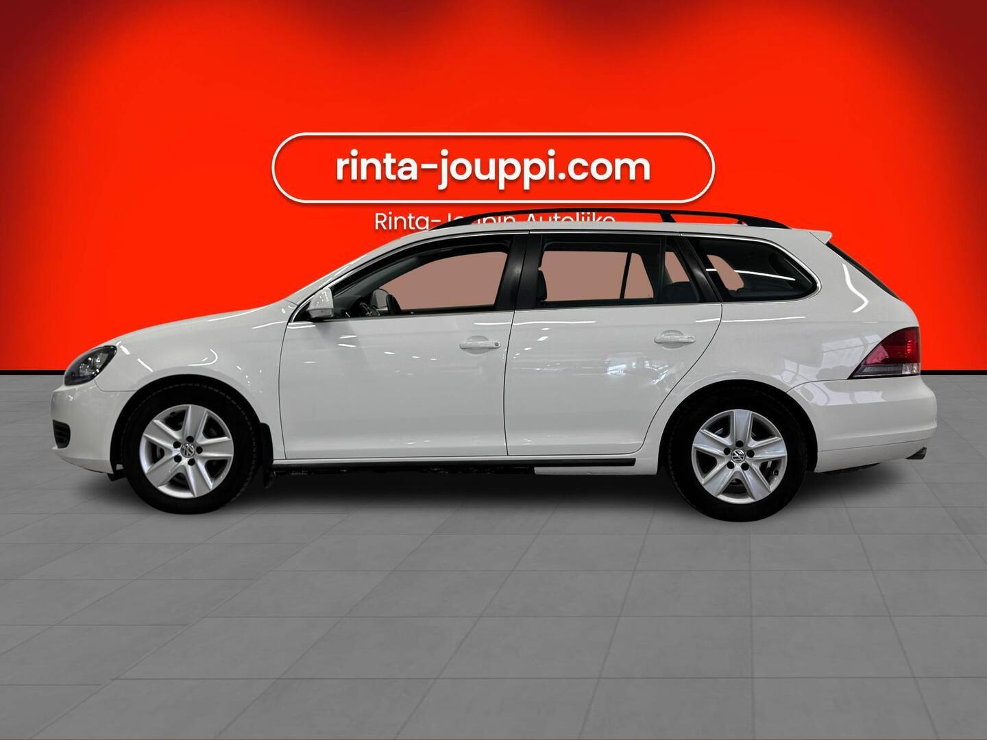 VOLKSWAGEN Golf 2010