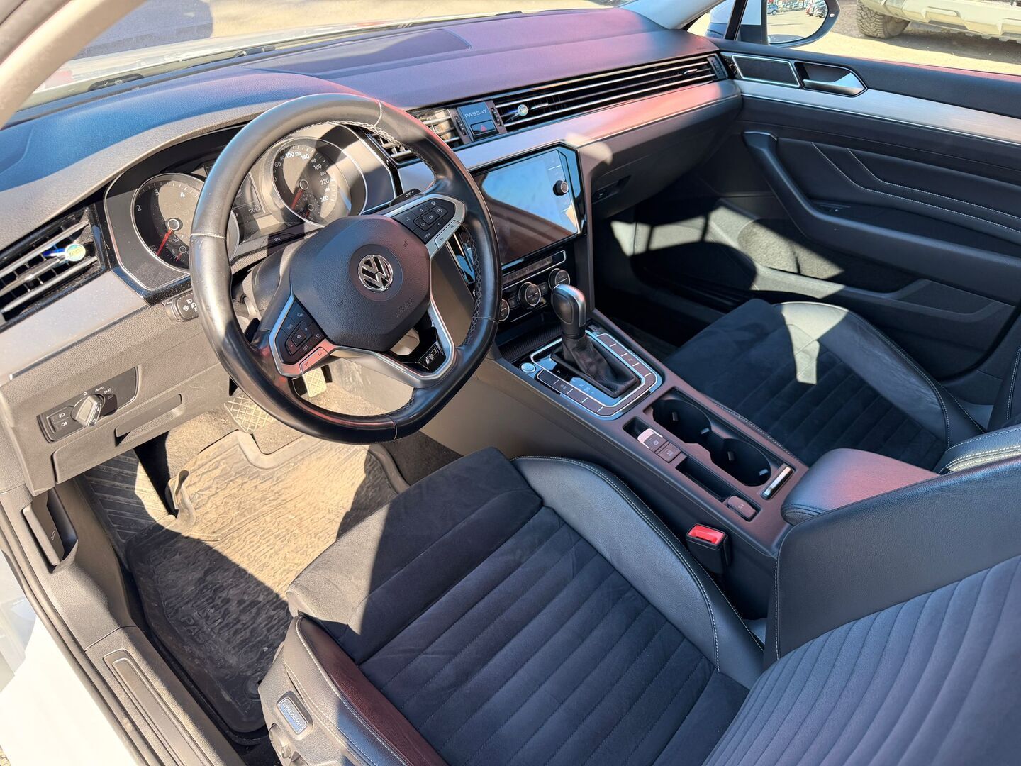 VOLKSWAGEN Passat 2020