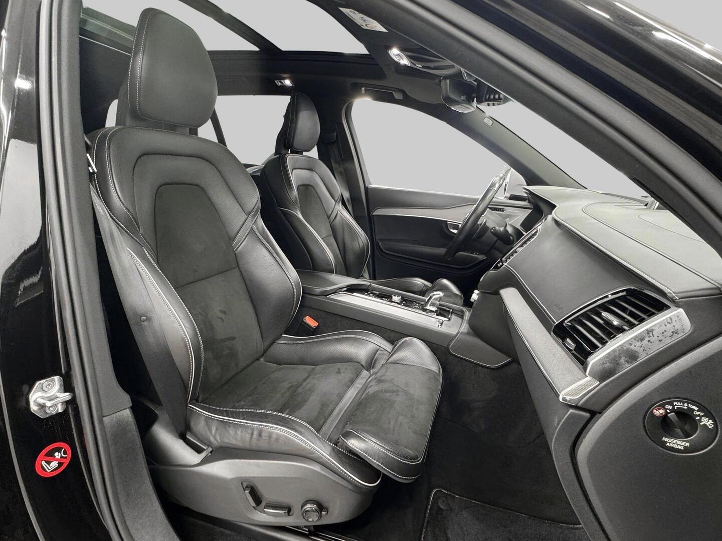 VOLVO XC90 2017