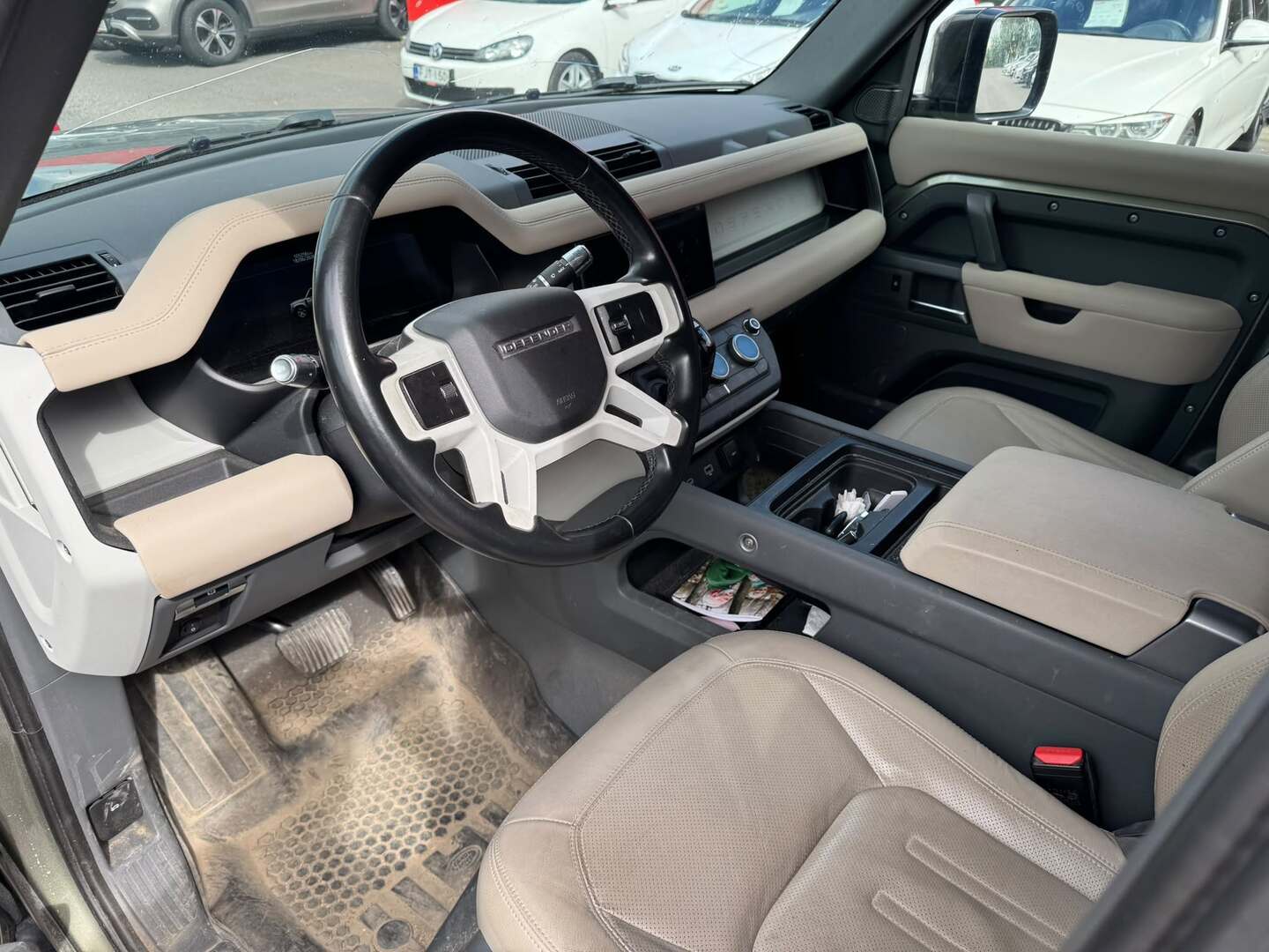LAND ROVER Defender 2021