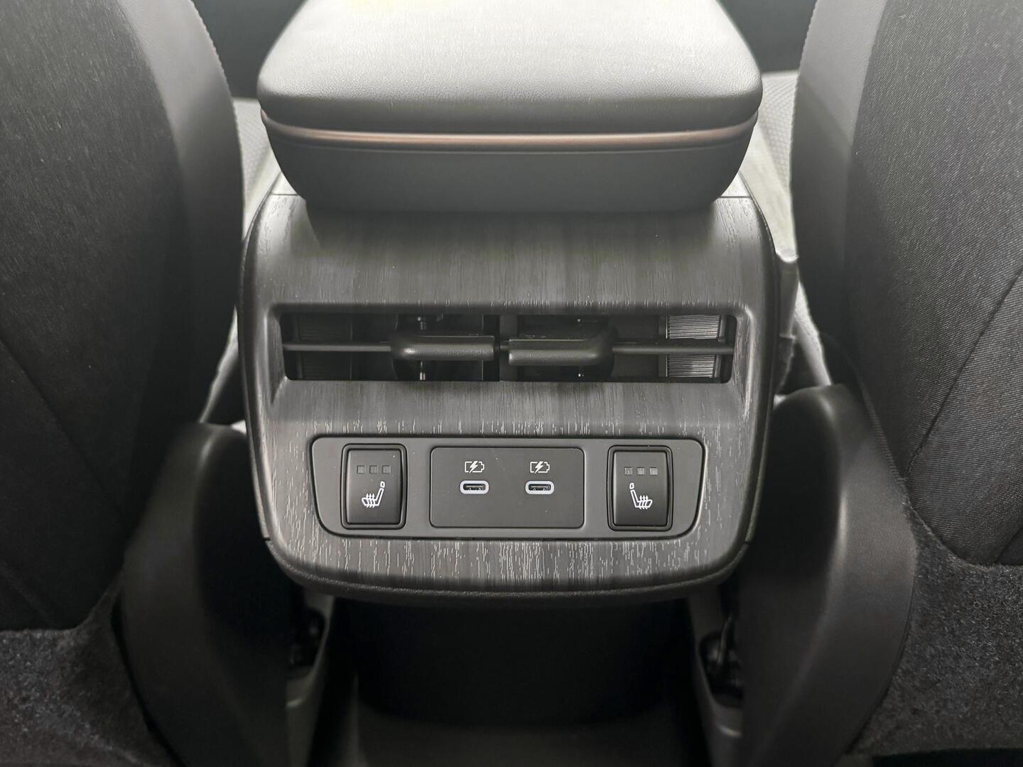 NISSAN ARIYA 2025