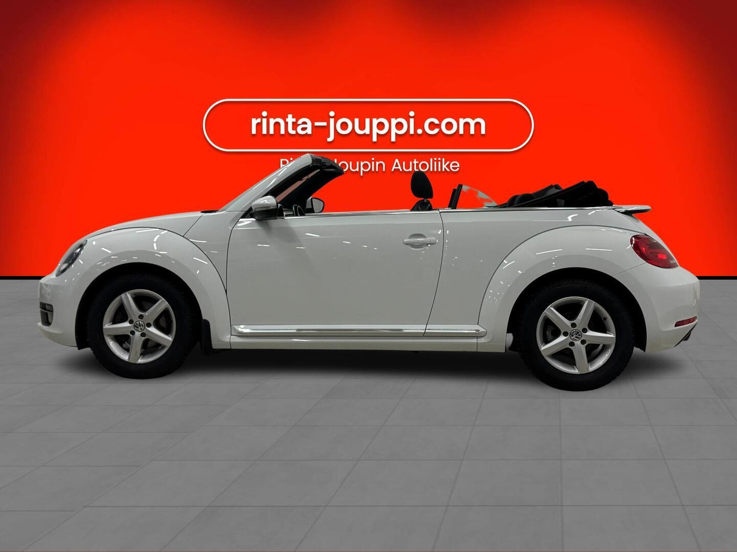 VOLKSWAGEN Beetle 2014