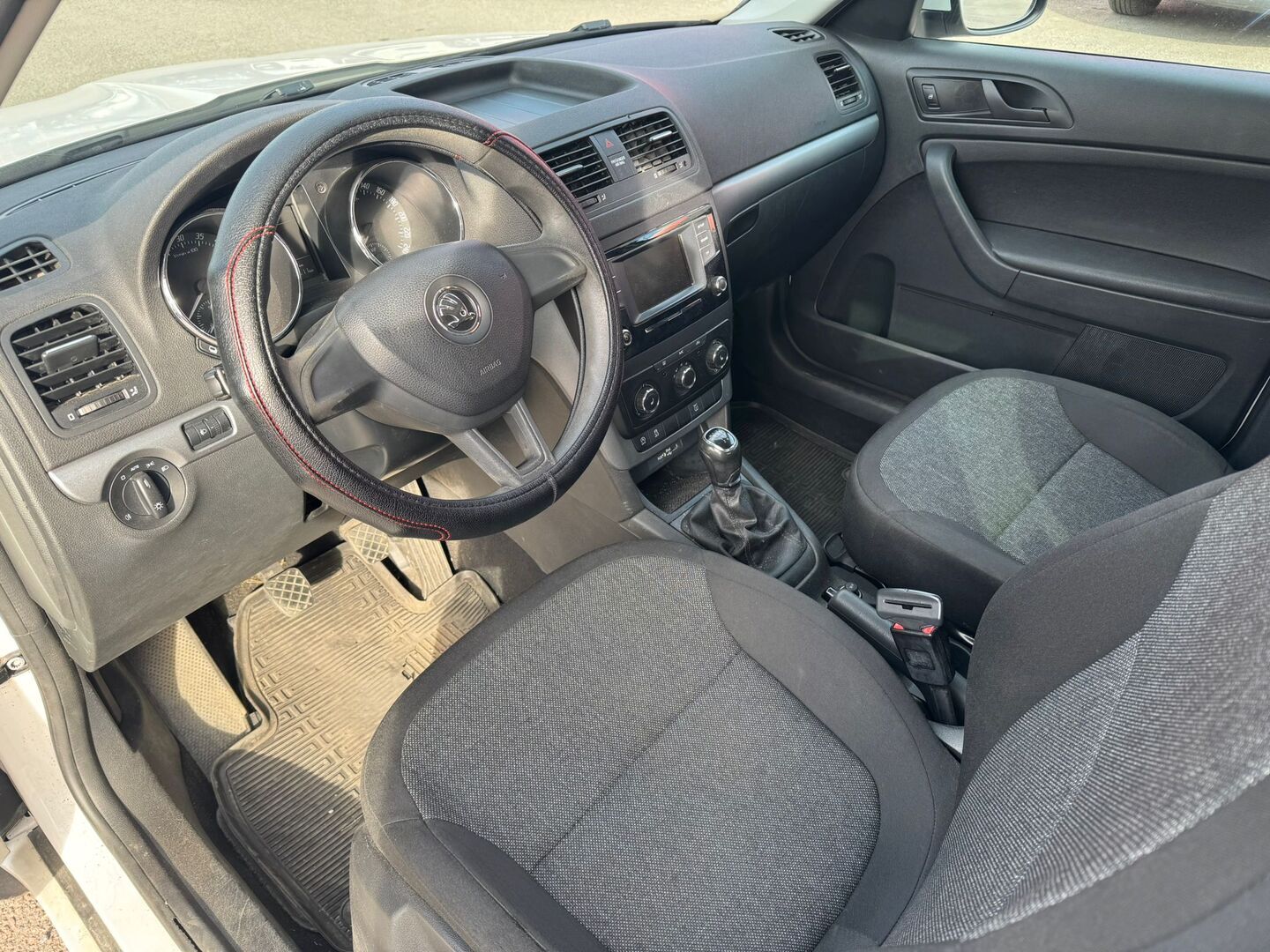 SKODA Yeti 2017