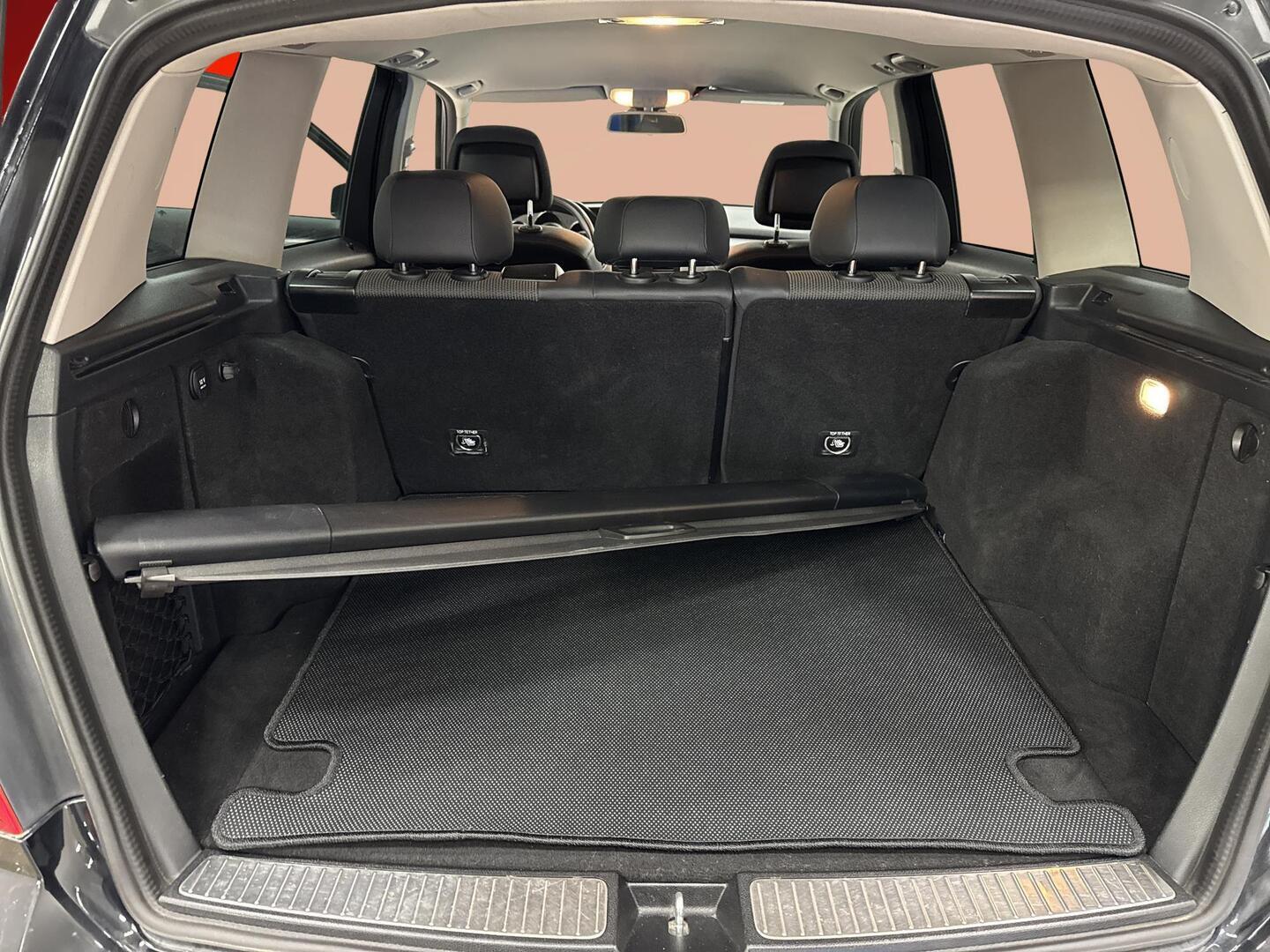 MERCEDES-BENZ GLK 2011