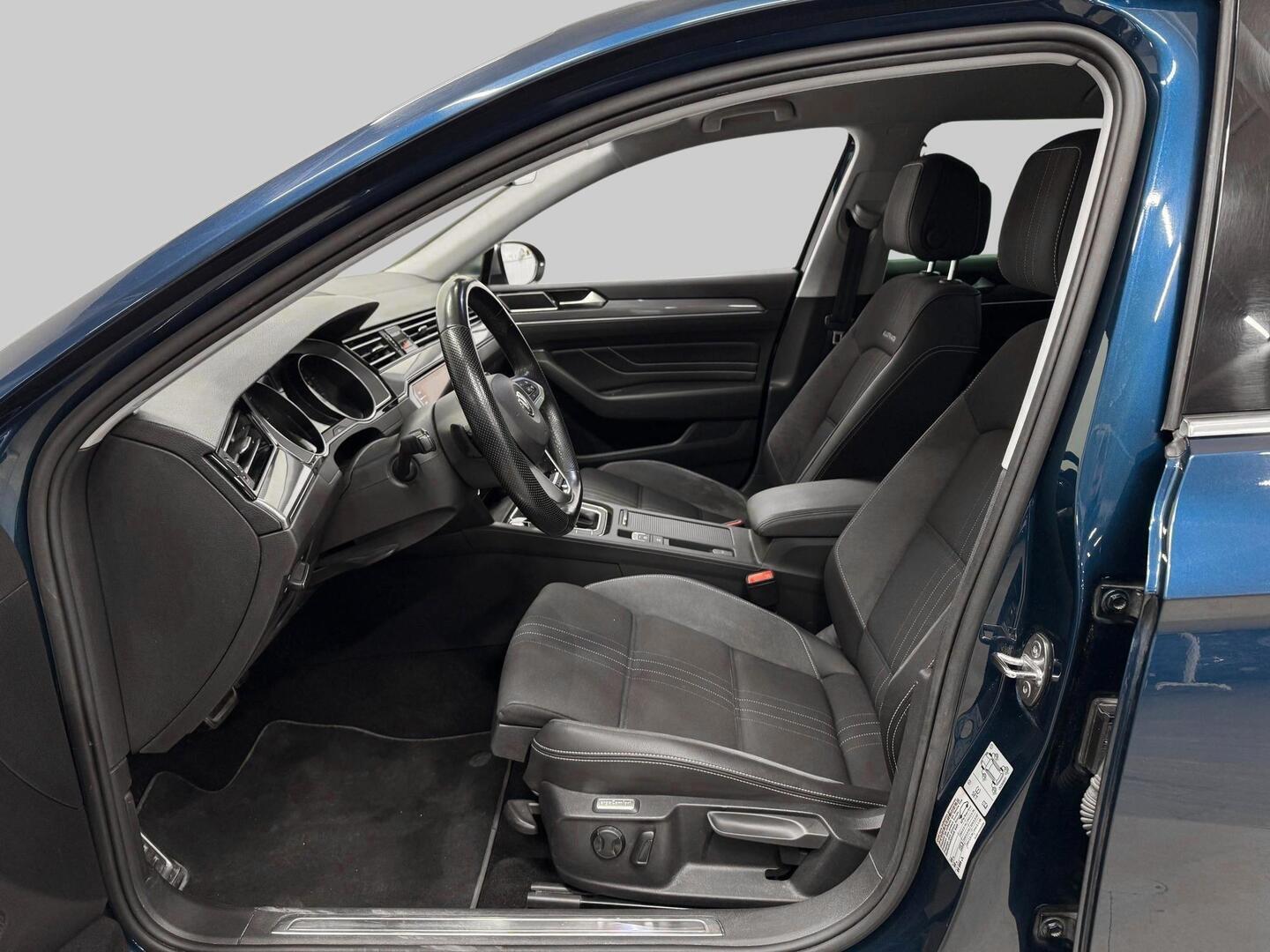 VOLKSWAGEN Passat 2020