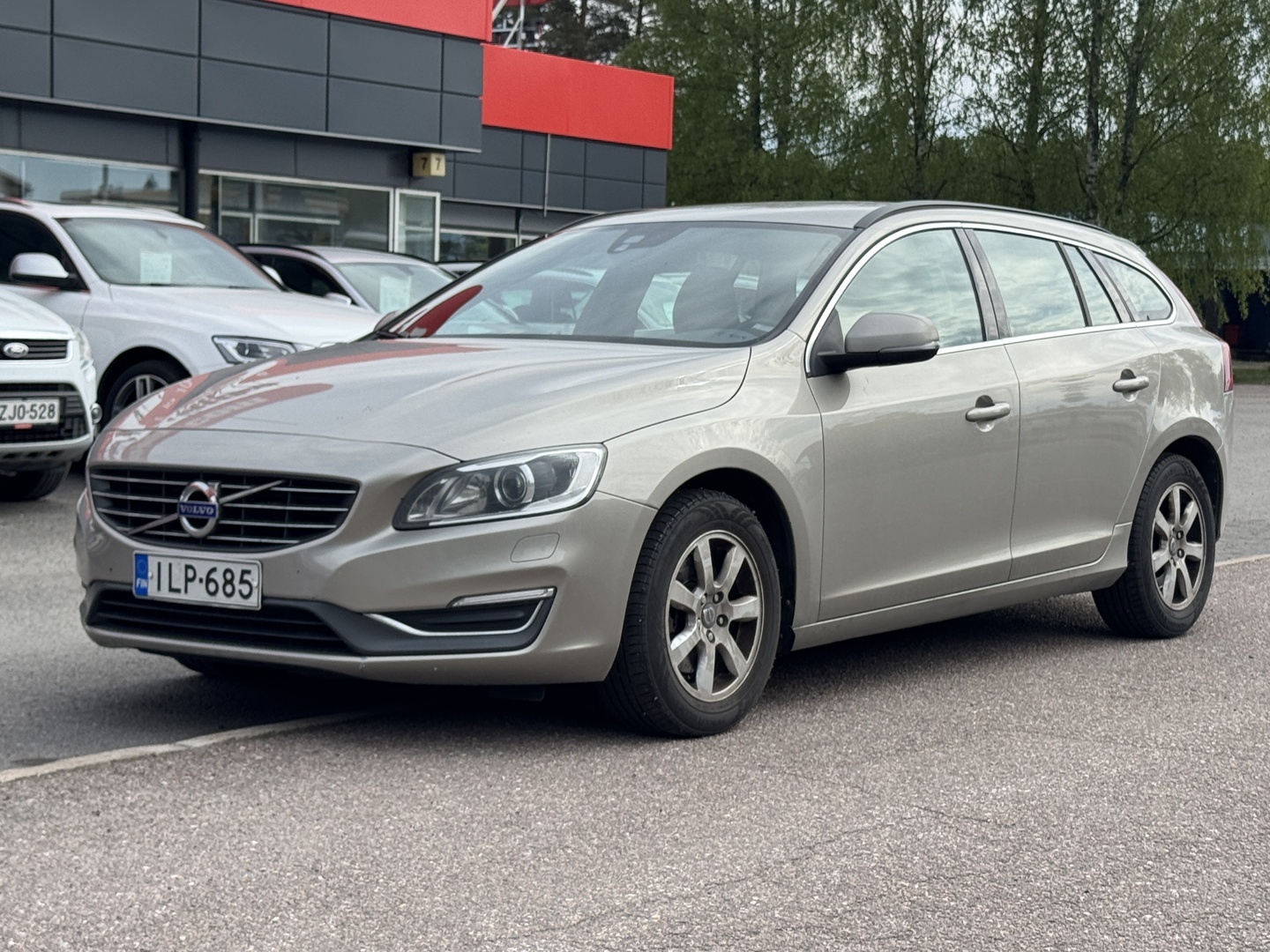 VOLVO V60 2014