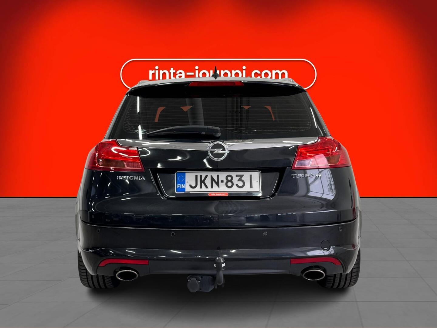OPEL Insignia 2011