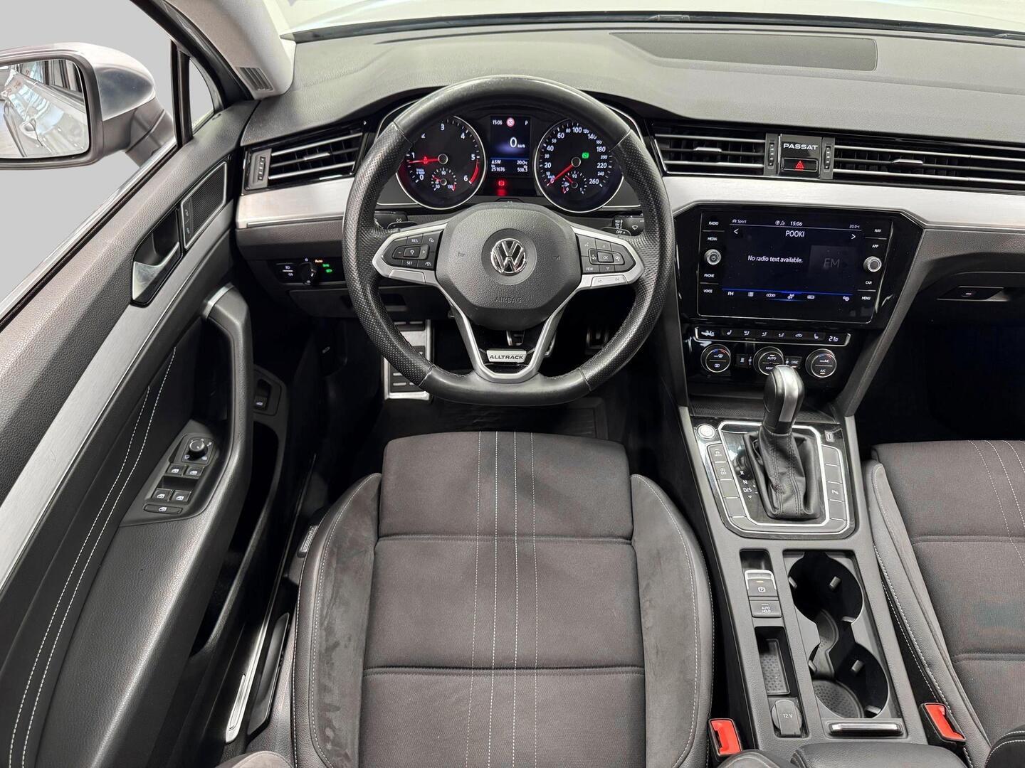 VOLKSWAGEN Passat 2020