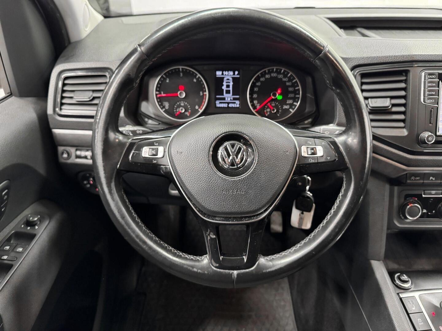 VOLKSWAGEN Amarok 2018