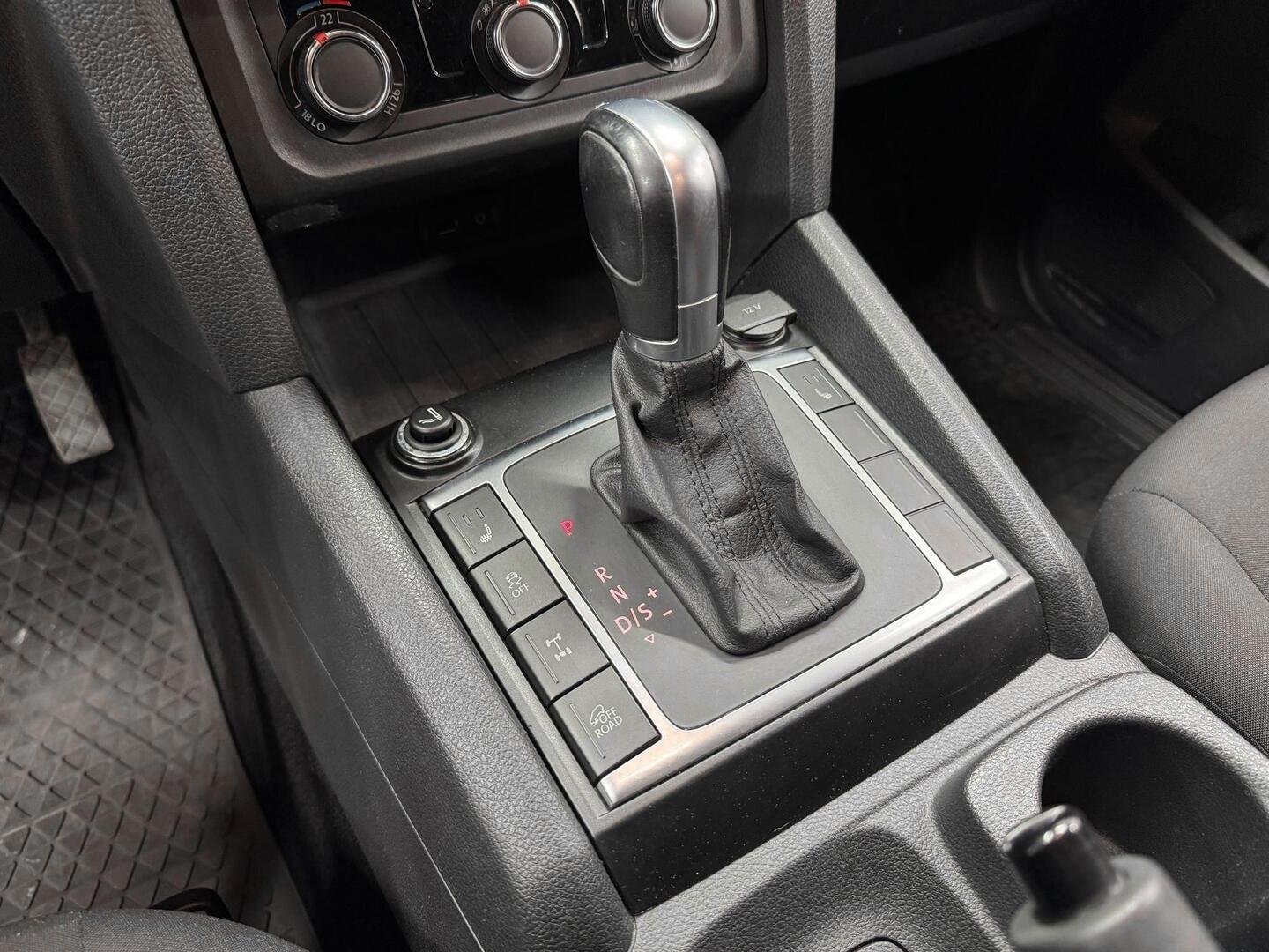 VOLKSWAGEN Amarok 2018