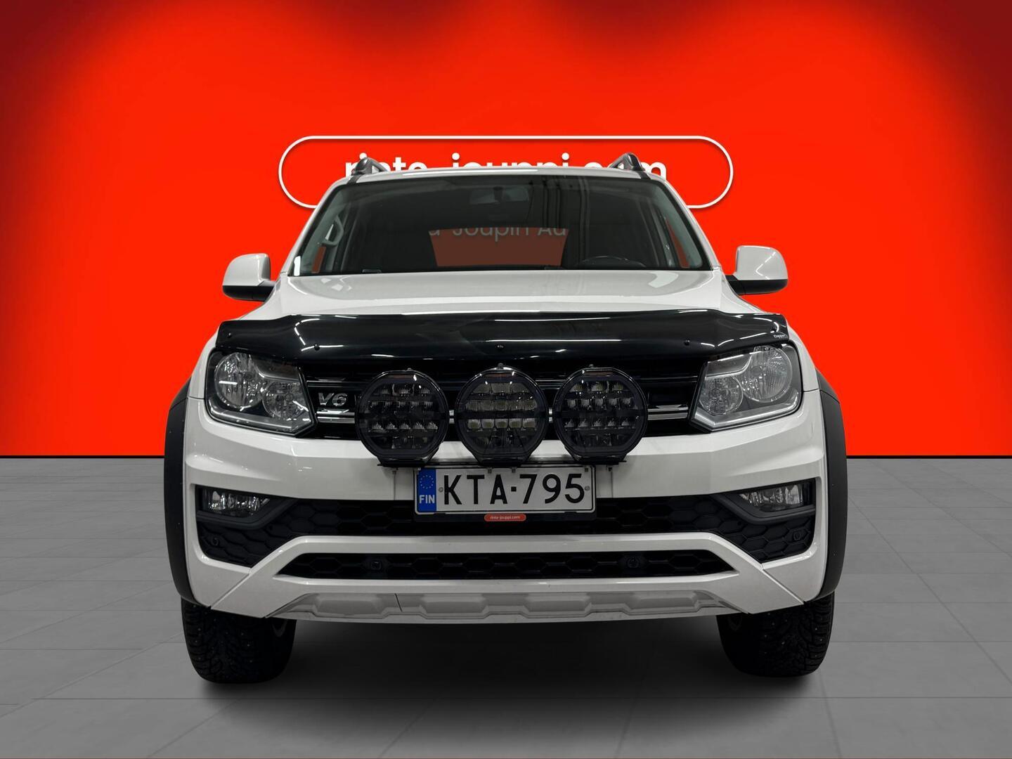 VOLKSWAGEN Amarok 2018