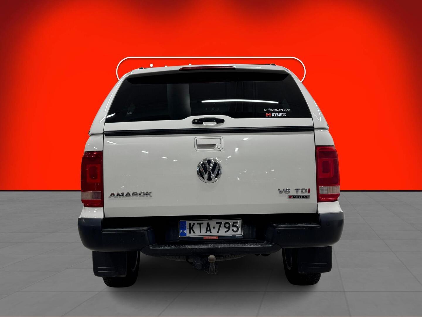 VOLKSWAGEN Amarok 2018