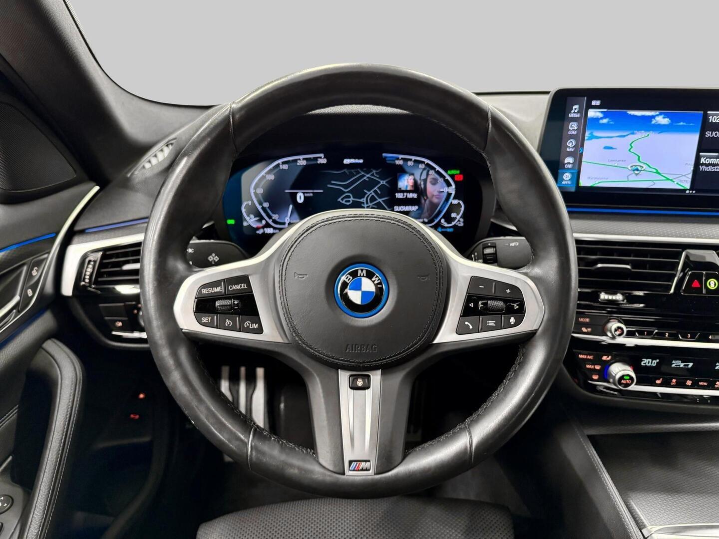 BMW 530 2021