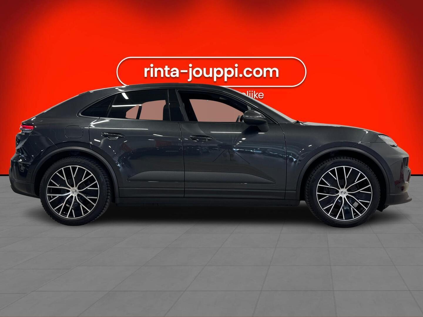 PORSCHE MACAN 2024