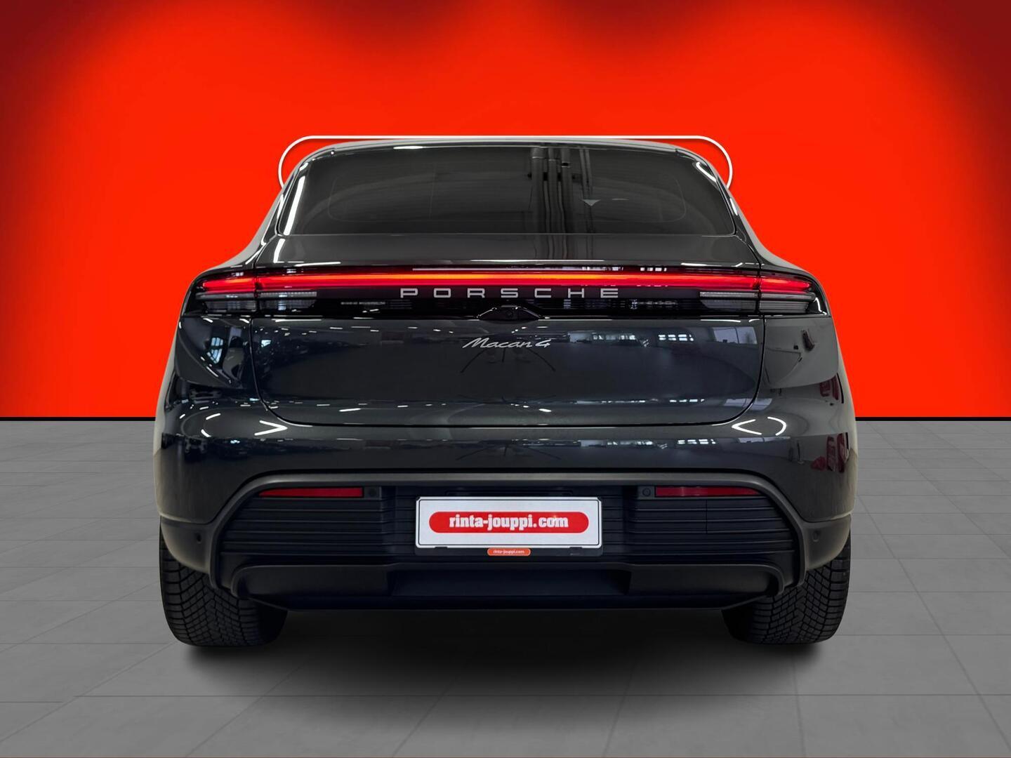 PORSCHE MACAN 2024