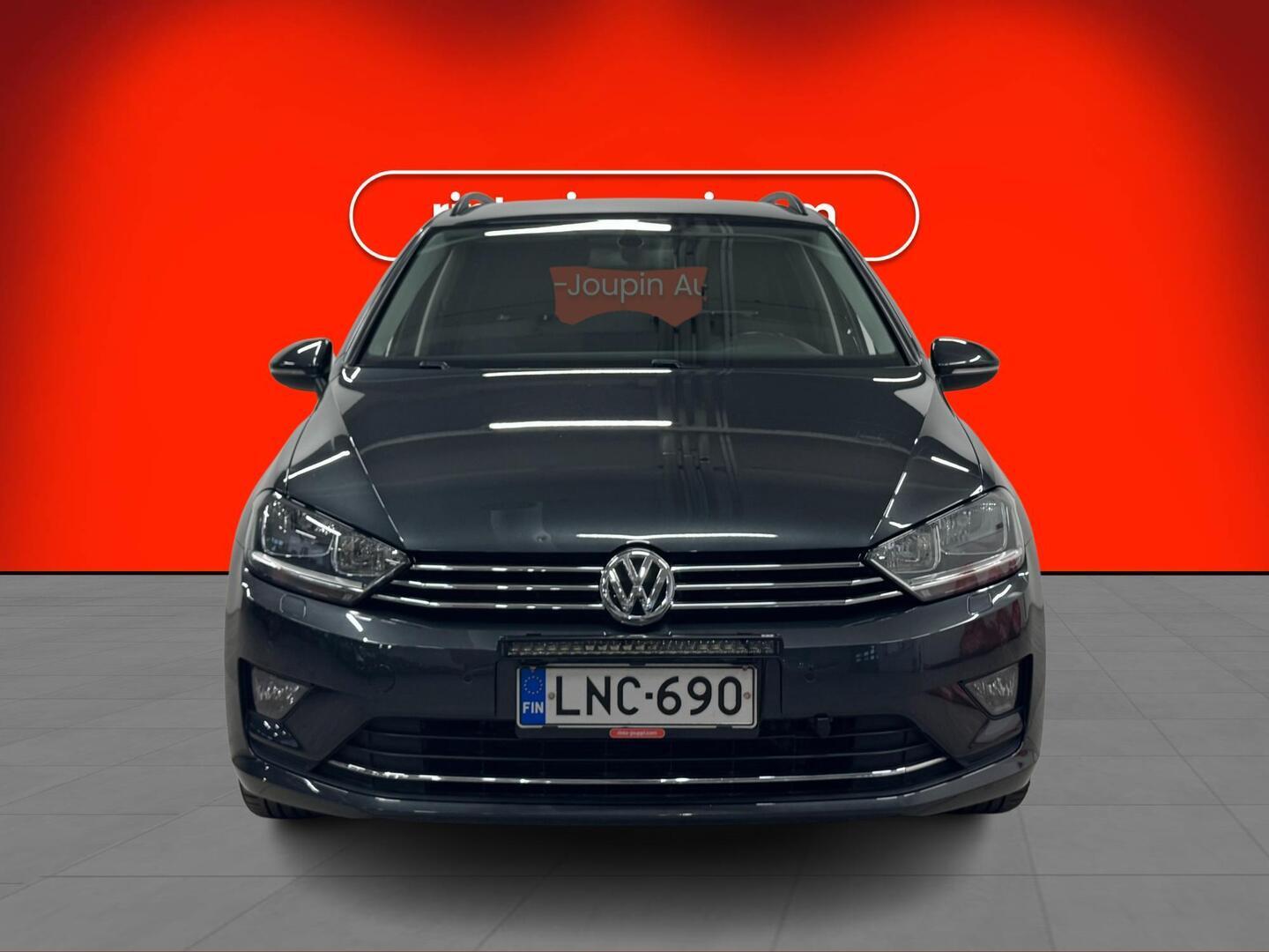 VOLKSWAGEN Golf Sportsvan 2016