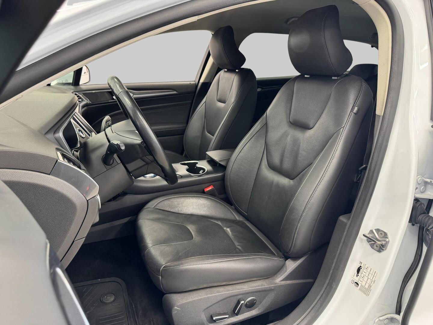 FORD Mondeo 2021
