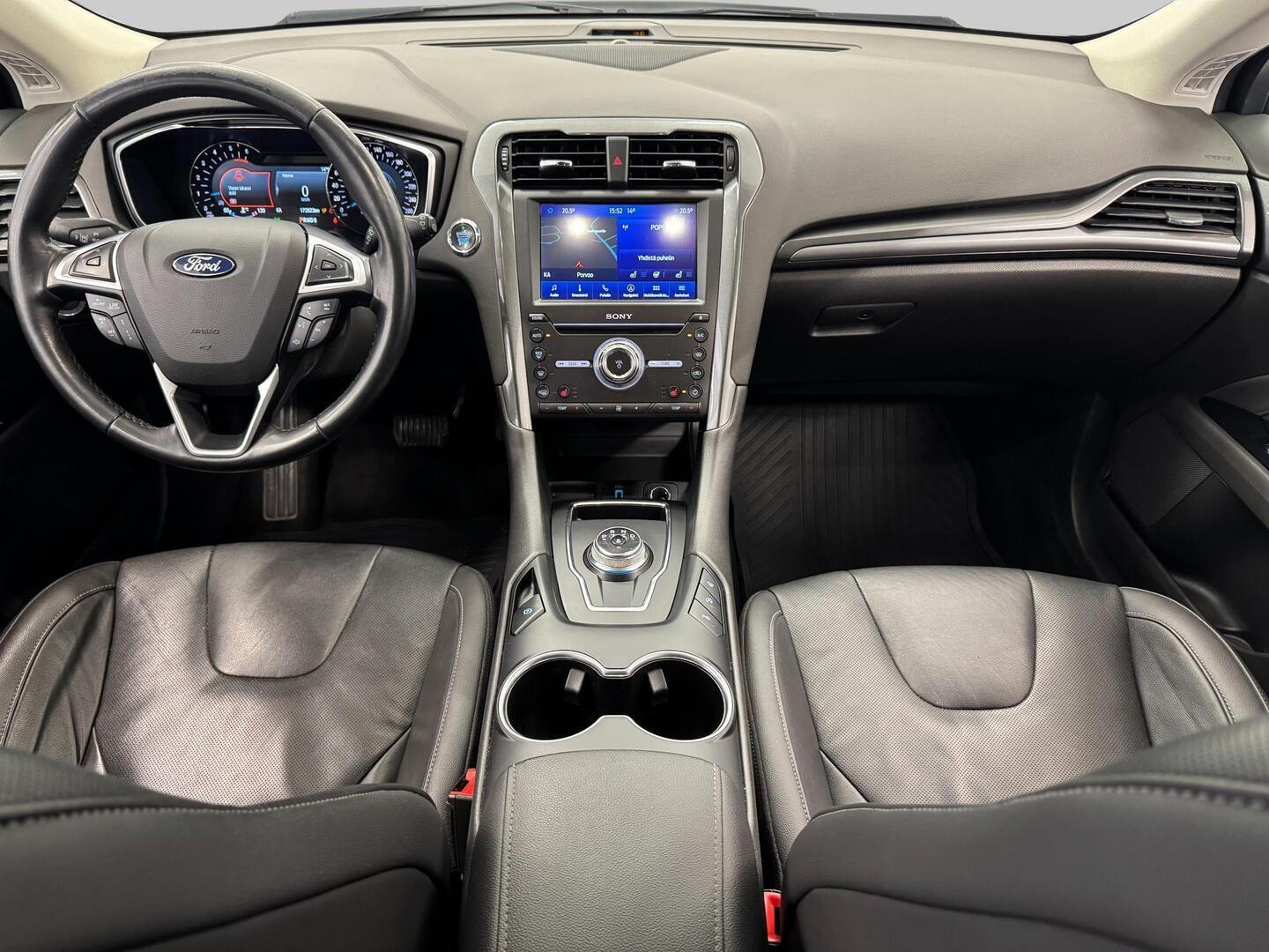 FORD Mondeo 2021