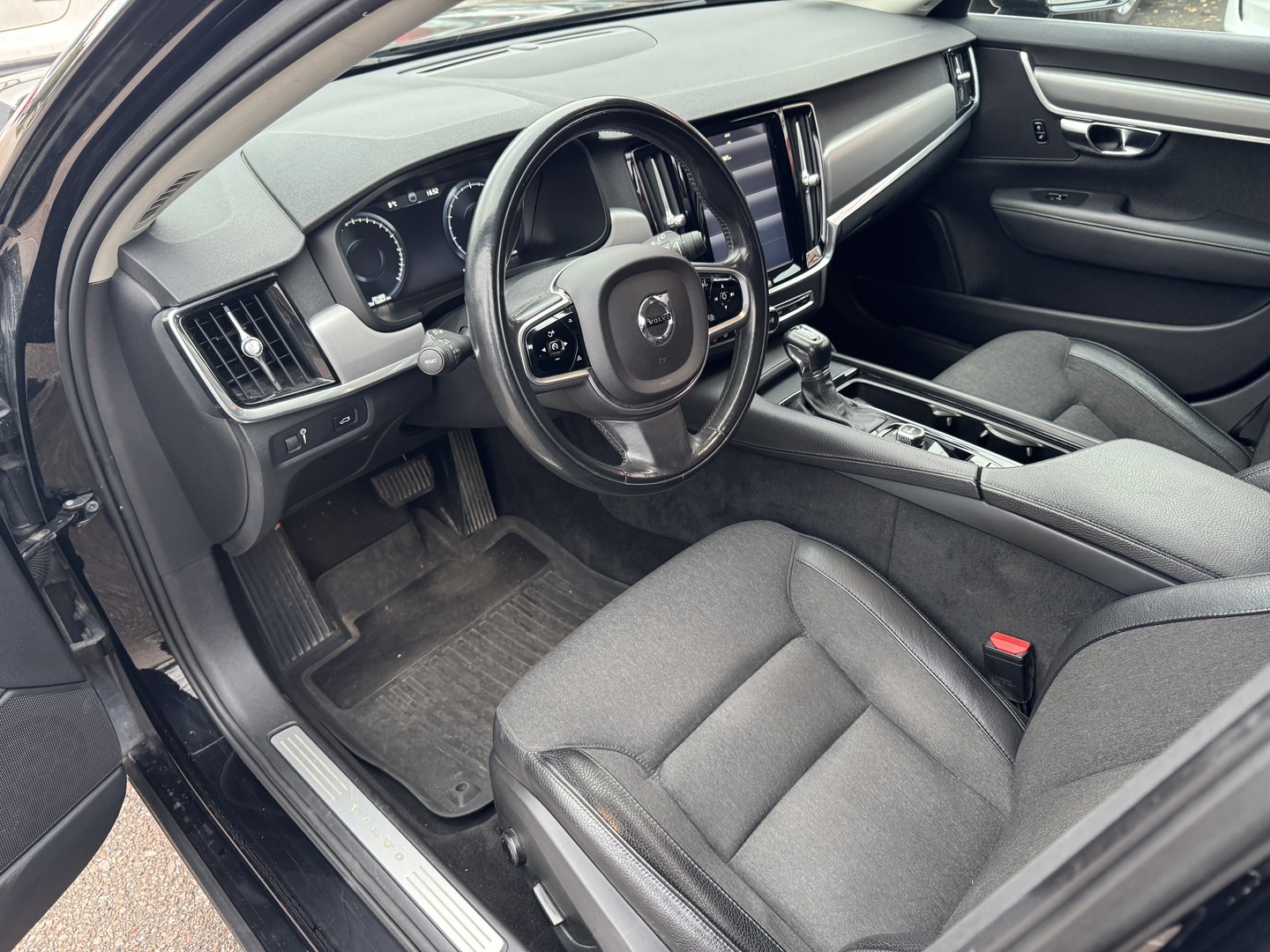 VOLVO V90 2017
