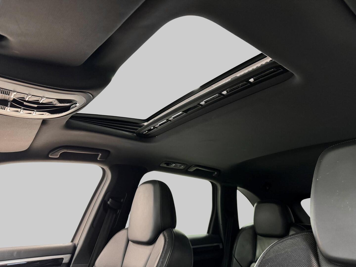 PORSCHE Cayenne 2010
