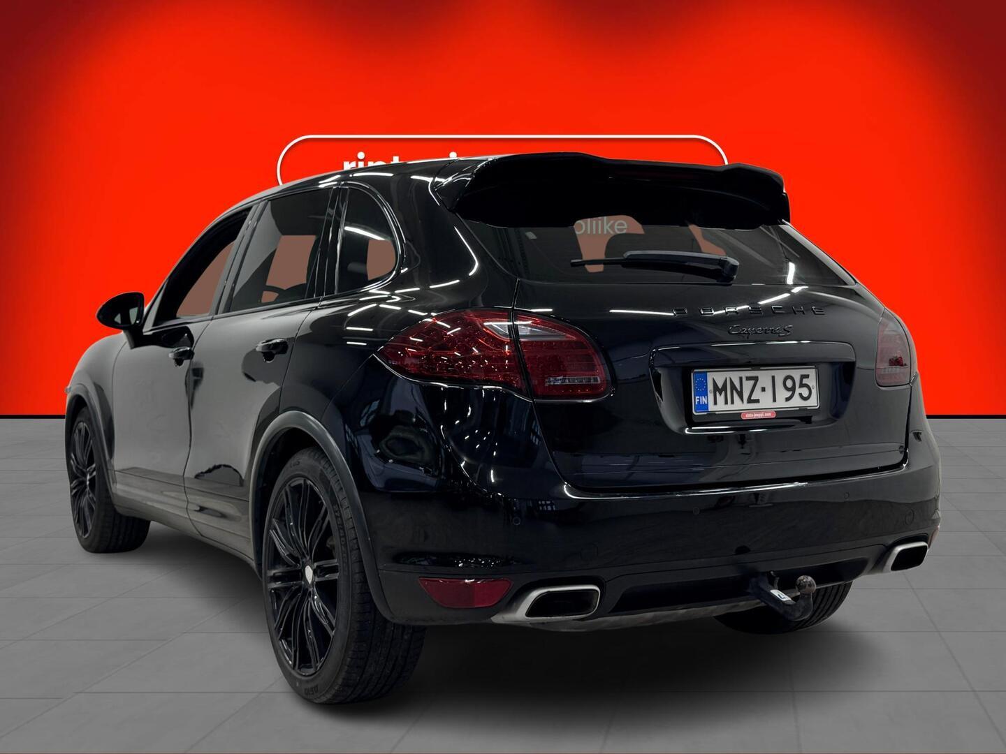 PORSCHE Cayenne 2010