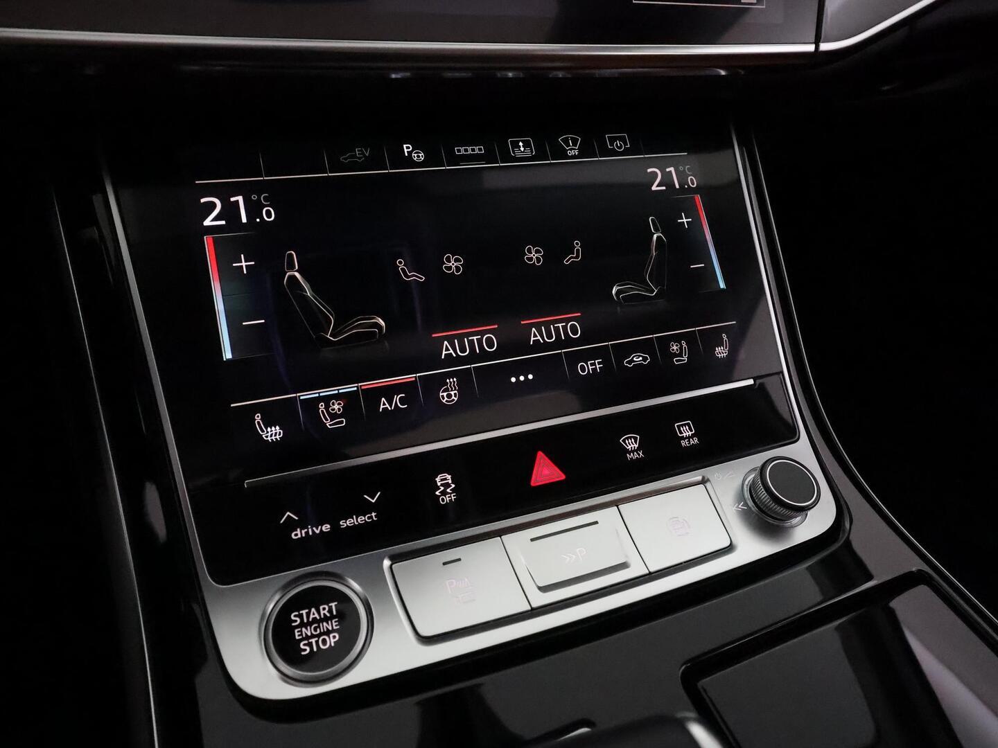 AUDI A8 2025
