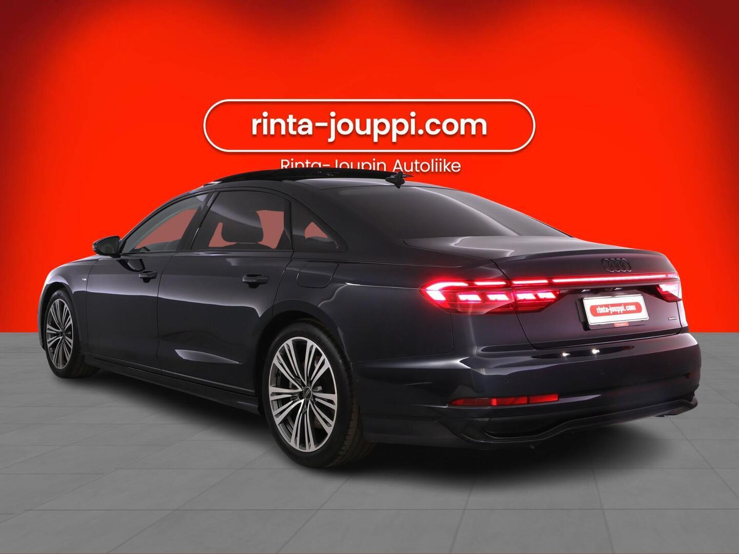 AUDI A8 2025