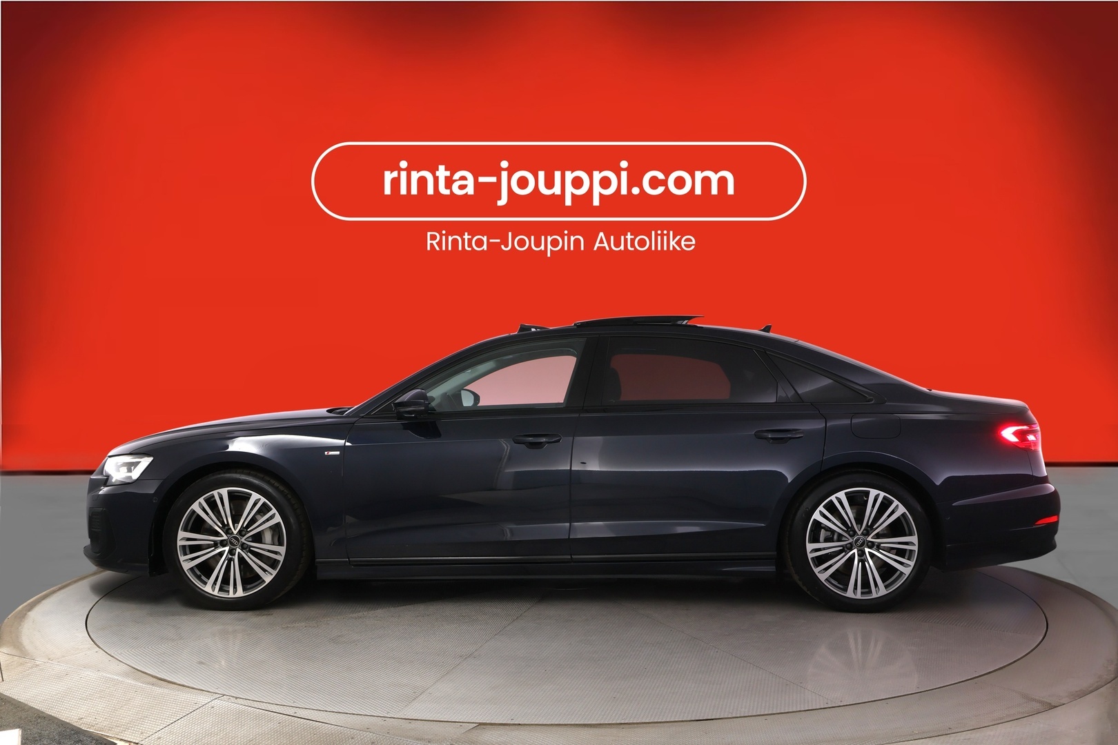 AUDI A8 2025
