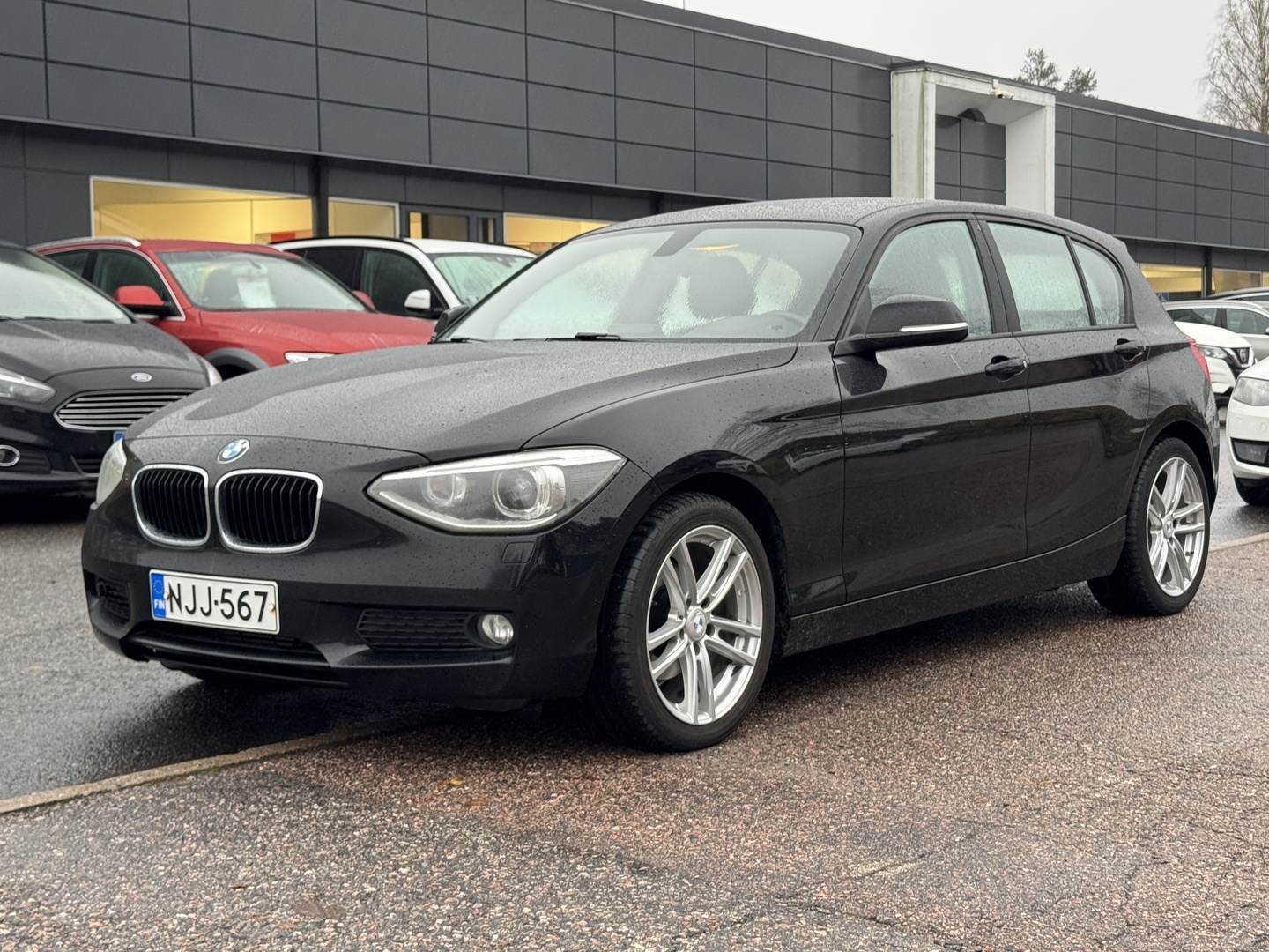 BMW 114 2015